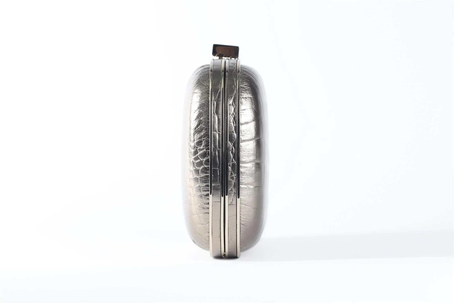 ANYA HINDMARCH GOLD LEATHER CLUTCH - Image 5