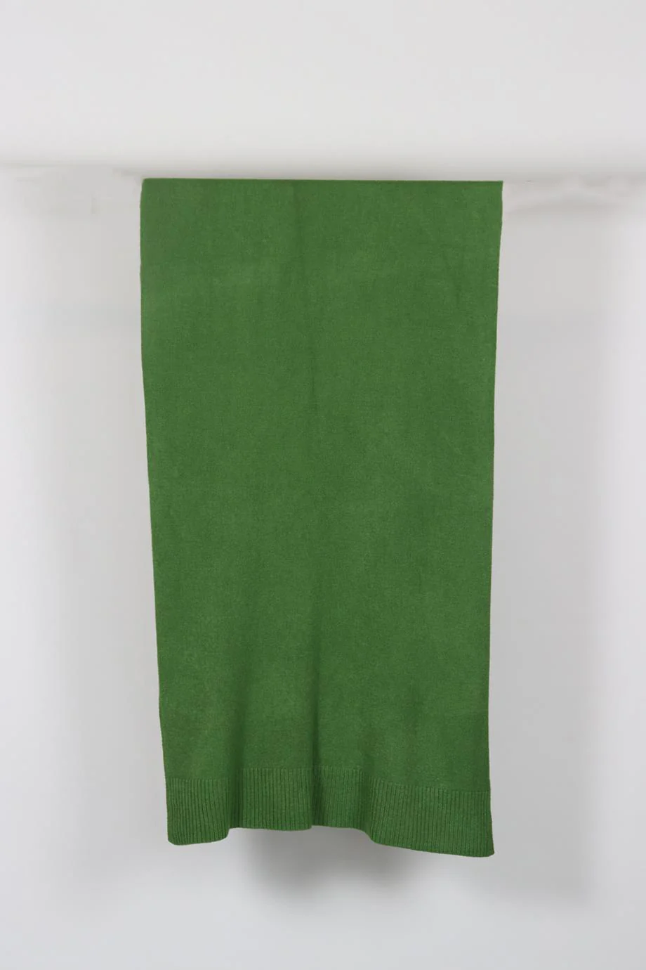 APPARIS STRETCH KNIT SCARF - Image 3