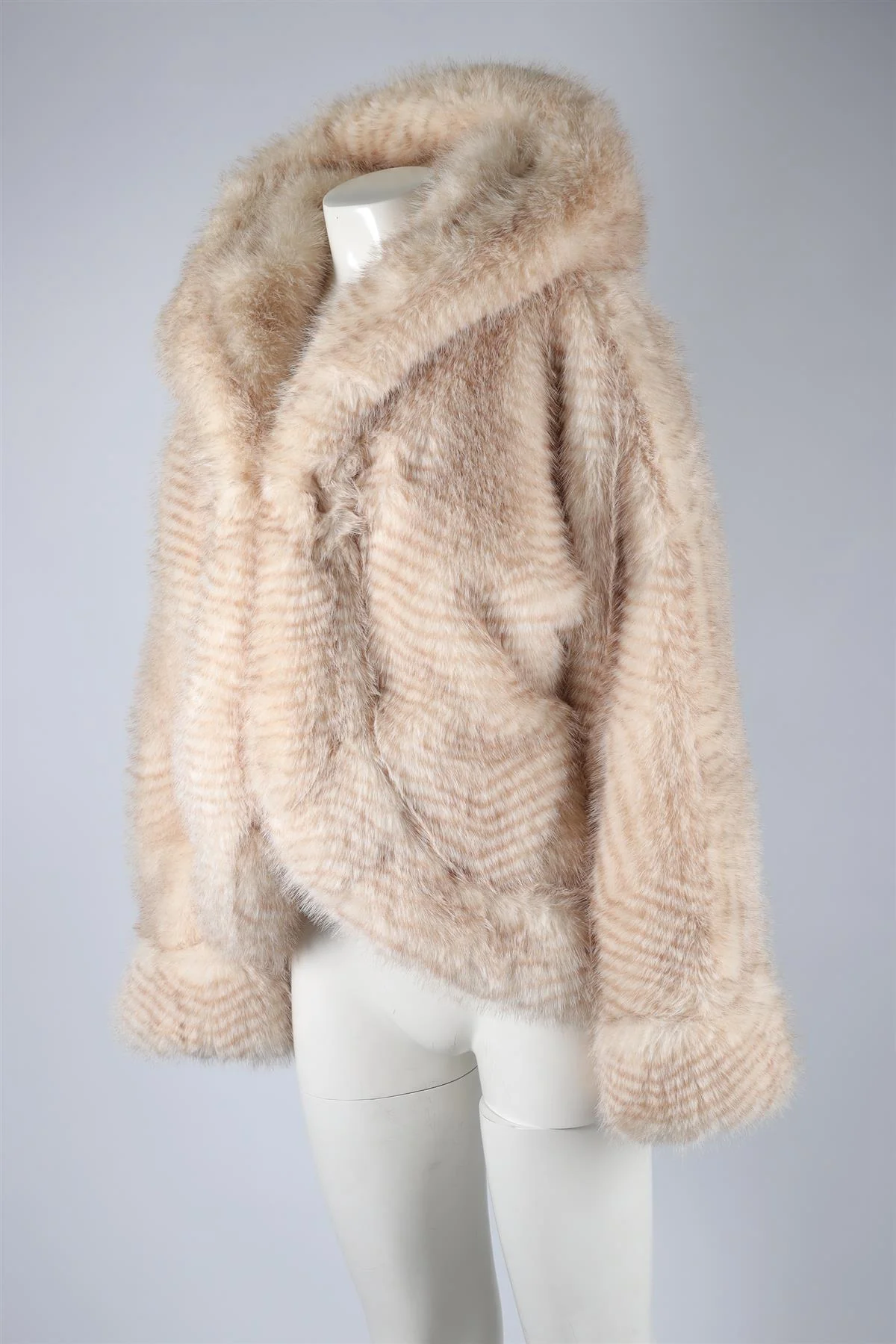 ARAKII BEIGE FAUX FUR JACKET SMALL - Image 3