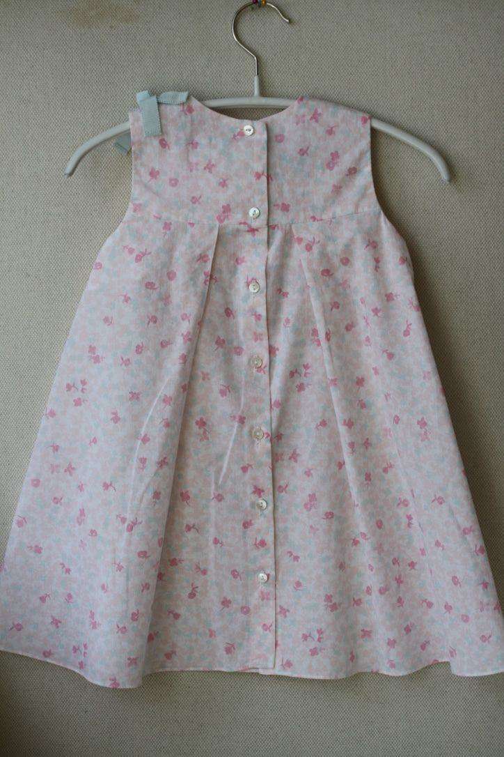 BABY DIOR COTTON FLORAL DRESS BLOOMERS AND HAT SET 18 MONTHS - Image 2