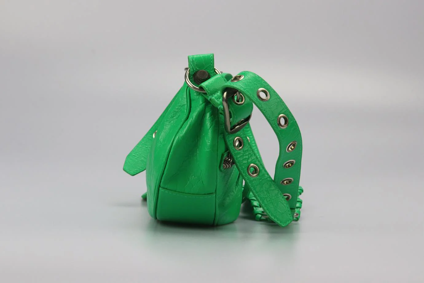 BALENCIAGA LE CAGOLE XS STUDDED CRINKLED LEATHER SHOULDER BAG - Image 7