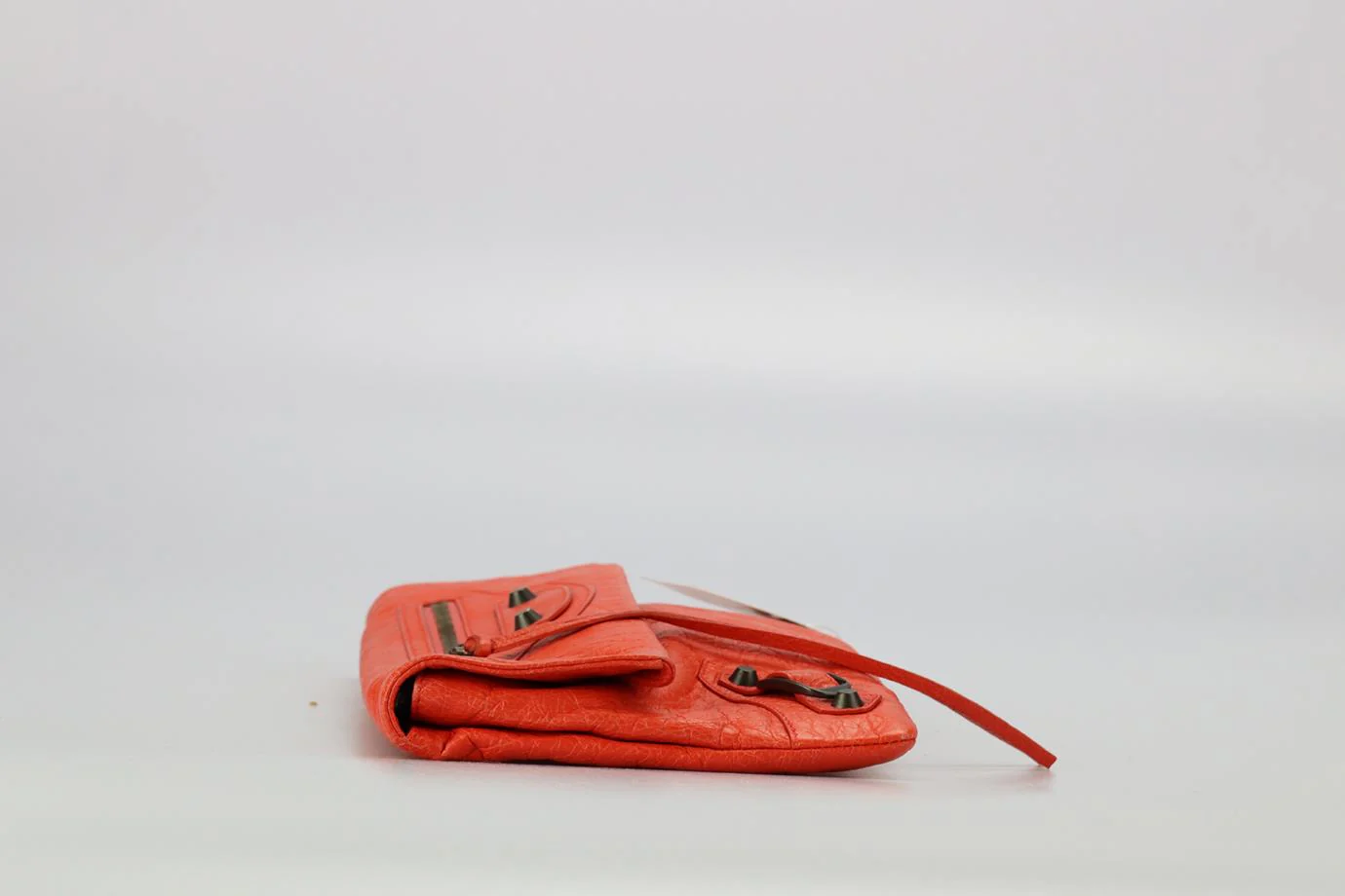BALENCIAGA MOTORCROSS LEATHER CLUTCH - Image 5