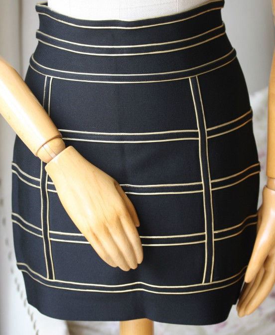 BALMAIN BLACK GOLD PIPING SKIRT FR 38 UK 10 - Image 3
