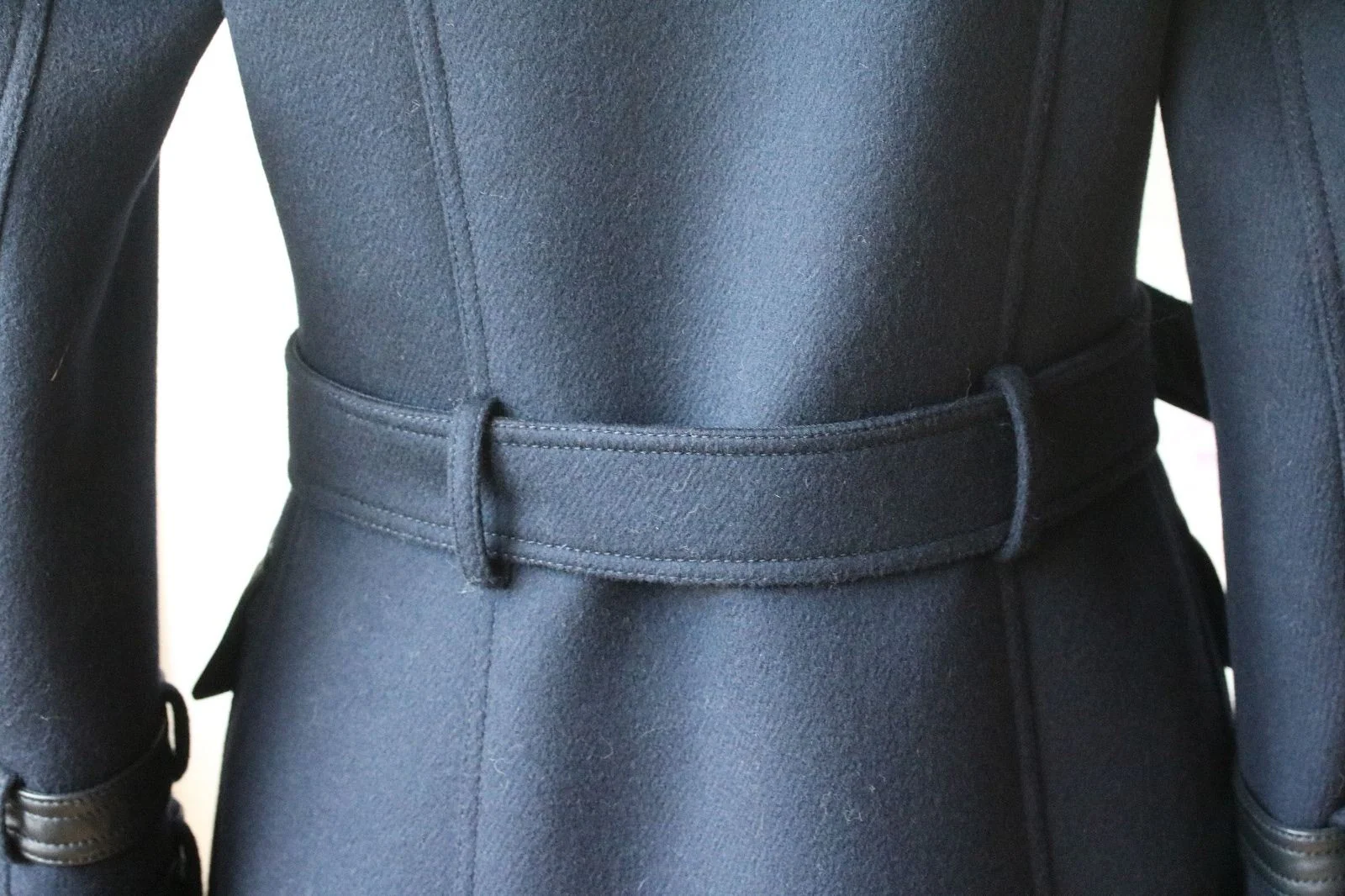 BALMAIN FUR-TRIMMED DOUBLE-BREASTED BELTED WOOL AND CASHMERE COAT FR 36 UK 8 - Image 11