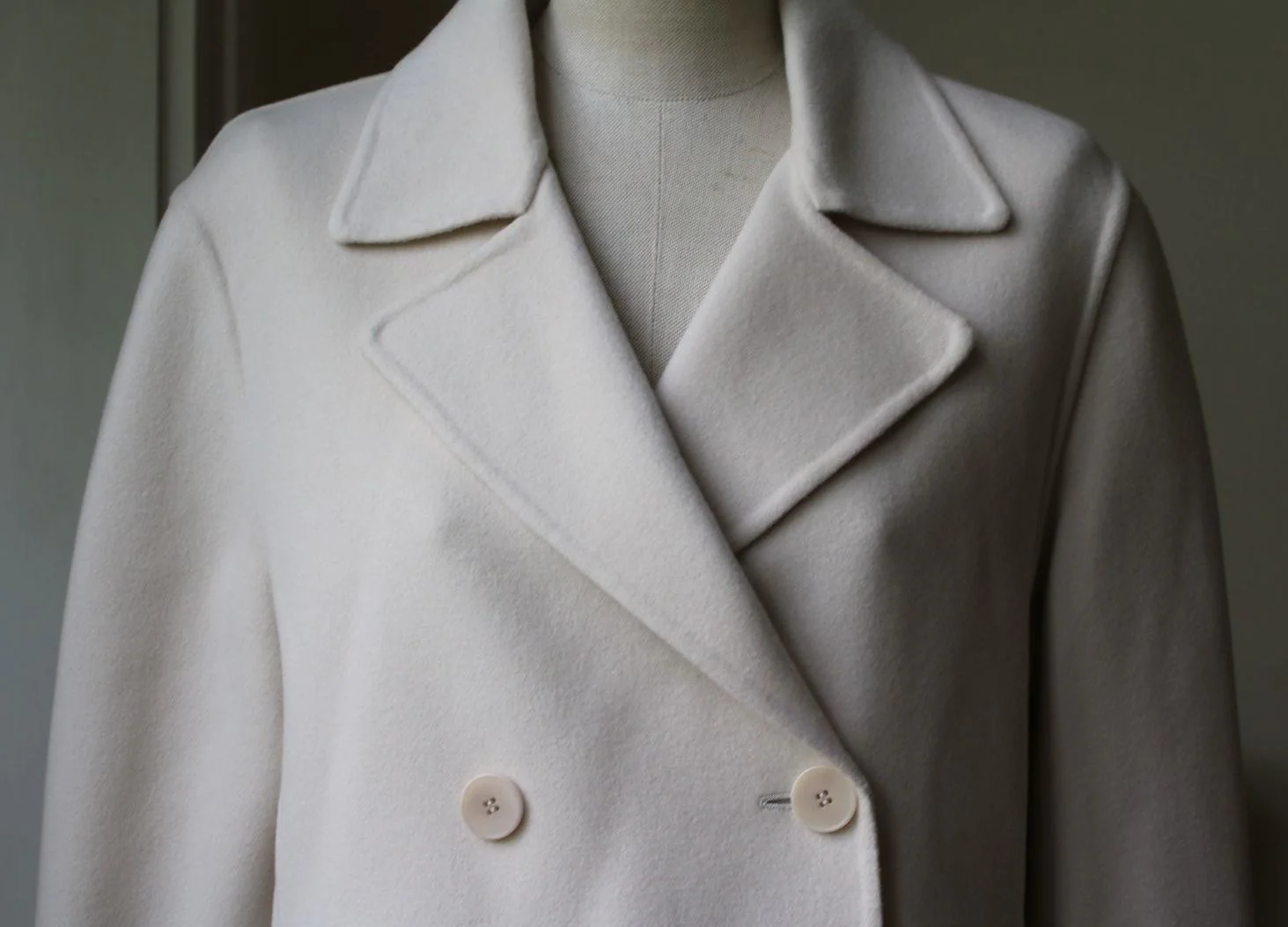 BARBARA BUI DOUBLE-BREASTED OVERSIZED WOOL OVERCOAT UK 8 - Image 5