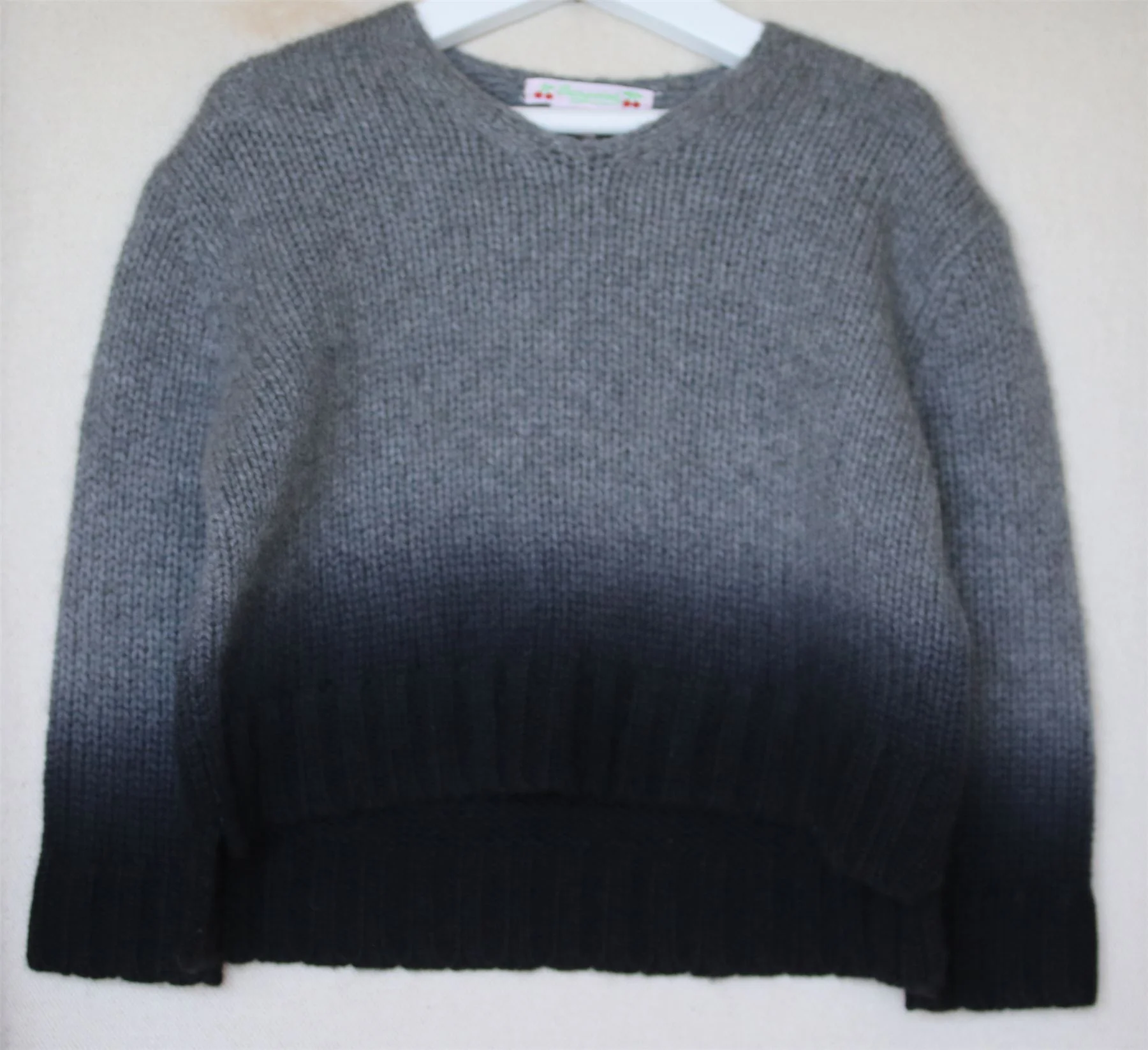 BONPOINT GIRLS GREY CASHMERE KNIT SWEATER 4 YEARS - Image 2