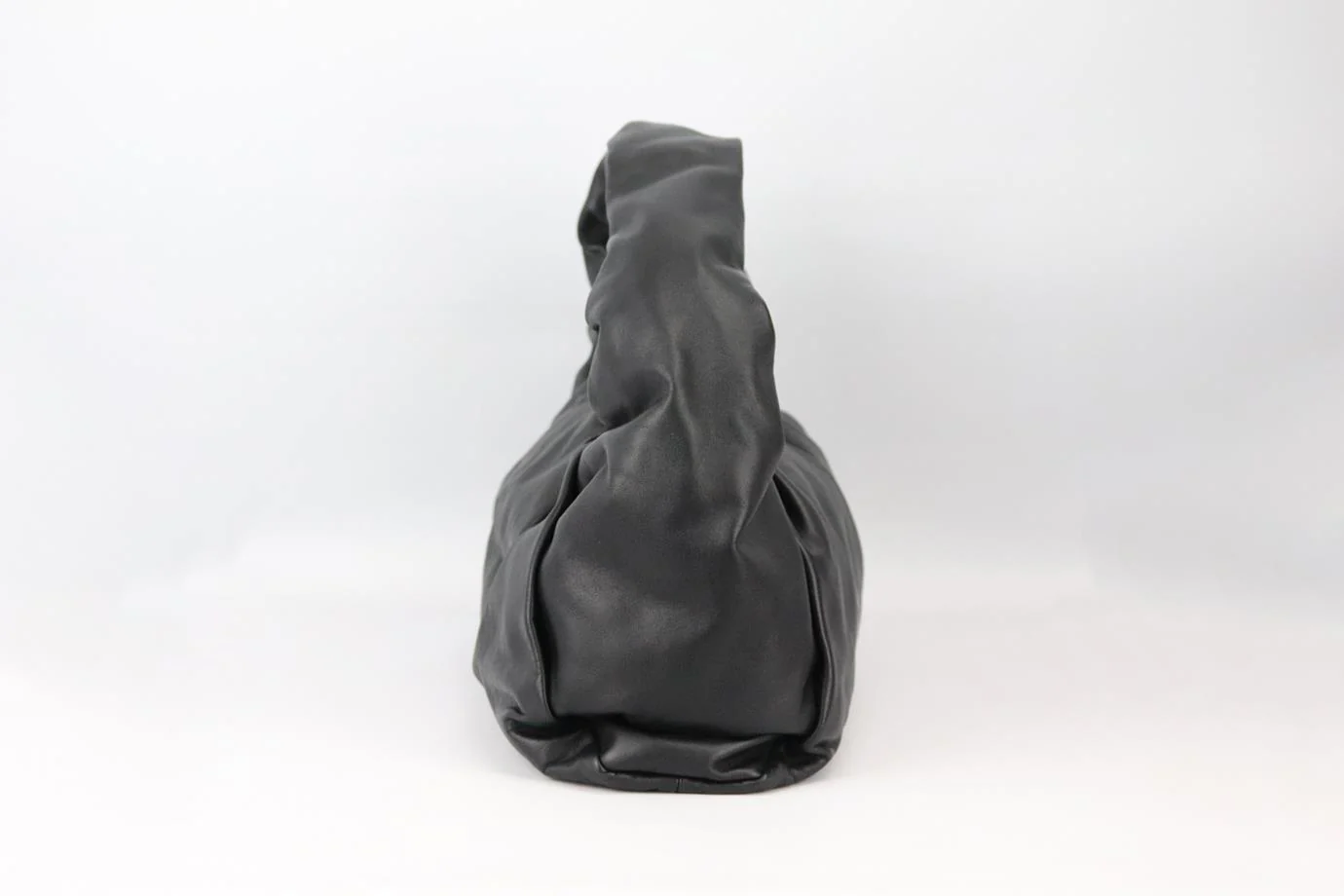 BOTTEGA VENETA BLACK LEATHER SHOULDER POUCH BAG - Image 3