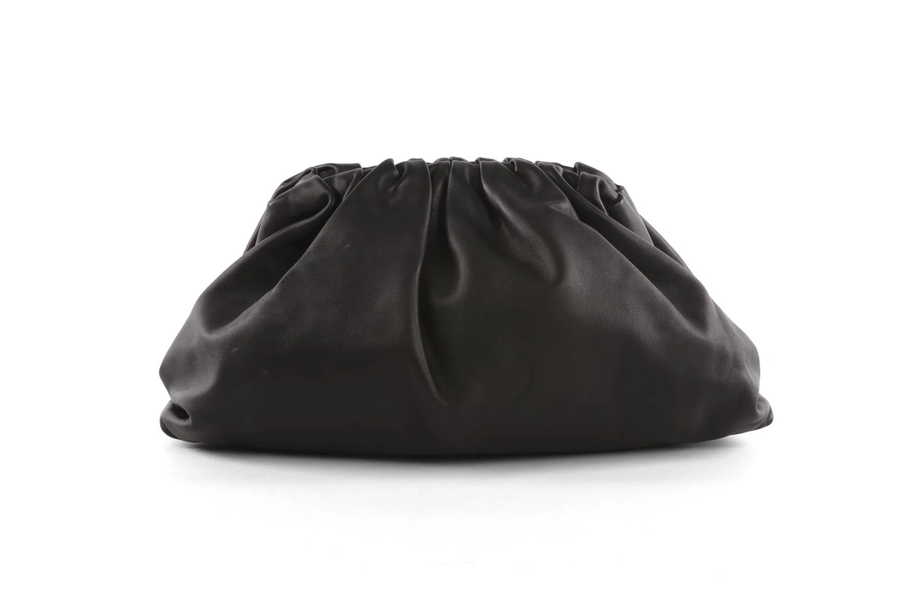 BOTTEGA VENETA BLACK POUCH LEATHER CLUTCH - Image 2