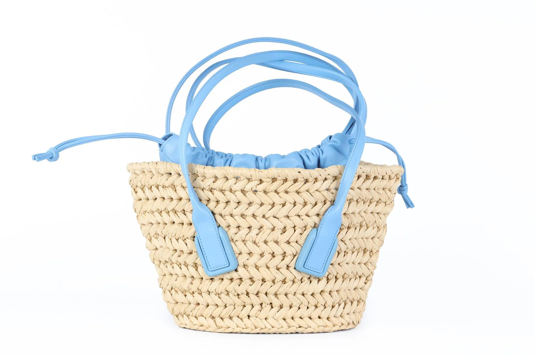 BOTTEGA VENETA BLUE ARCO SMALL RAFFIA TOTE BAG - Image 2
