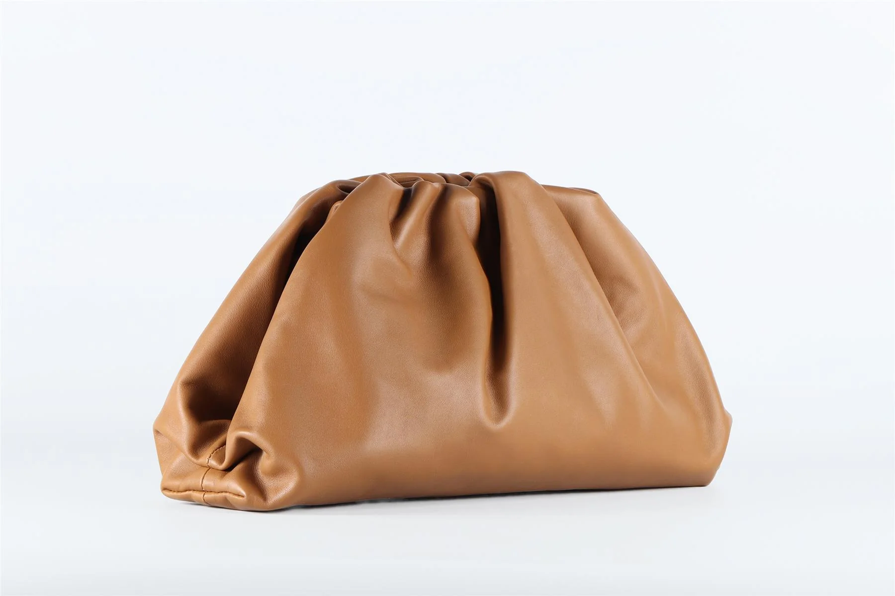 BOTTEGA VENETA BROWN POUCH LARGE LEATHER CLUTCH - Image 3