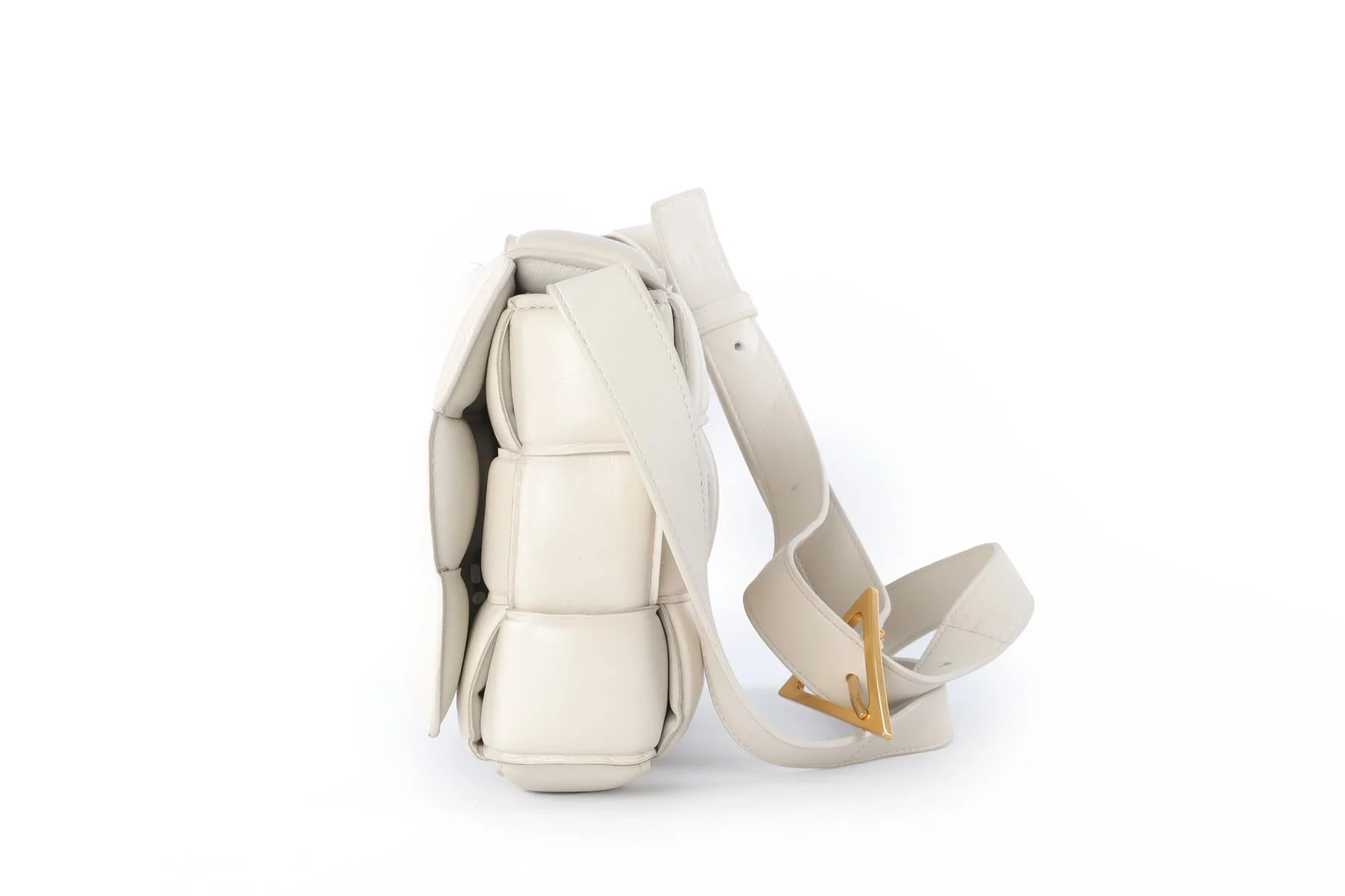 BOTTEGA VENETA ECRU CASSETTE INTRECCIATO LEATHER SHOULDER BAG - Image 6
