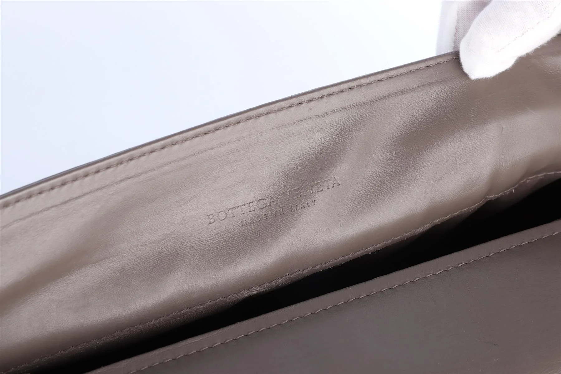 BOTTEGA VENETA GREY INTRECCIATO LEATHER BRIEFCASE - Image 10