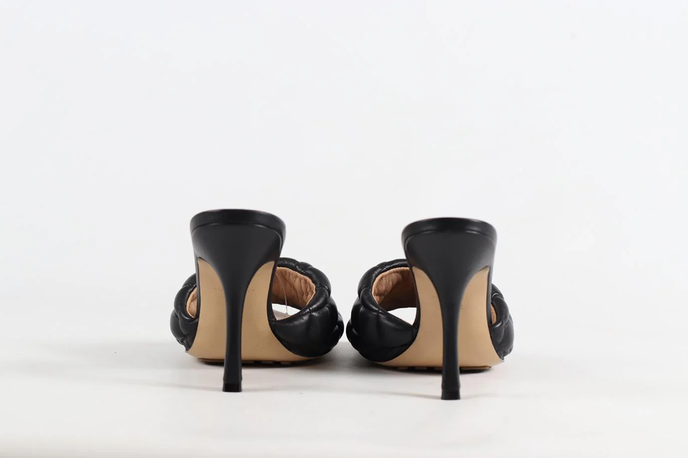BOTTEGA VENETA QUILTED LEATHER MULES EU 39.5 UK 6.5 US 9.5 - Image 4