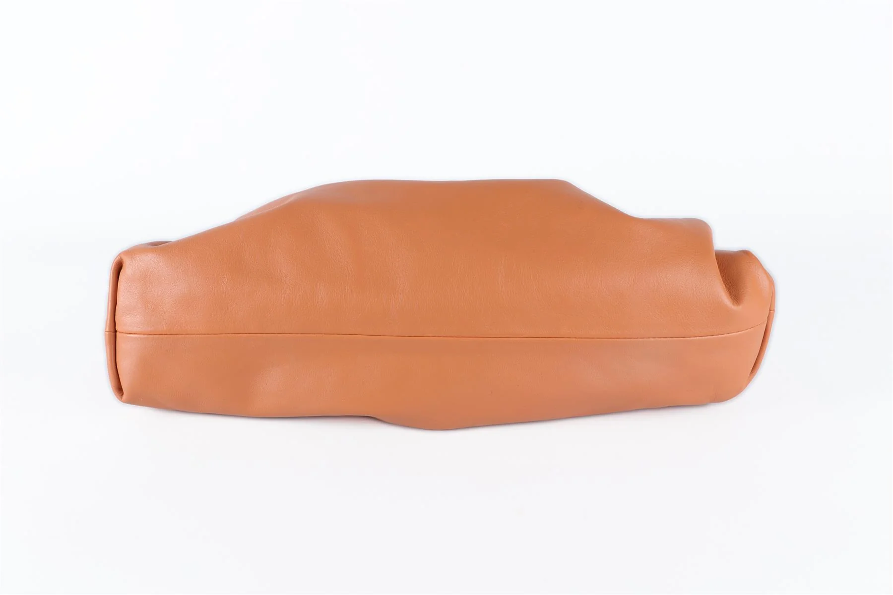 BOTTEGA VENETA TAN POUCH LARGE LEATHER CLUTCH - Image 7