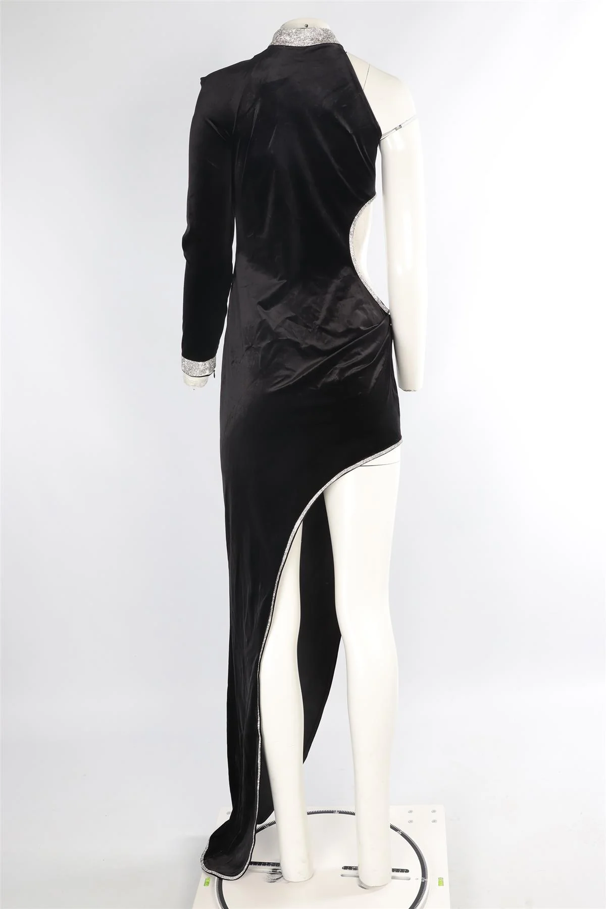 BRONX AND BANCO BLACK VELVET MAXI DRESS MEDIUM - Image 4