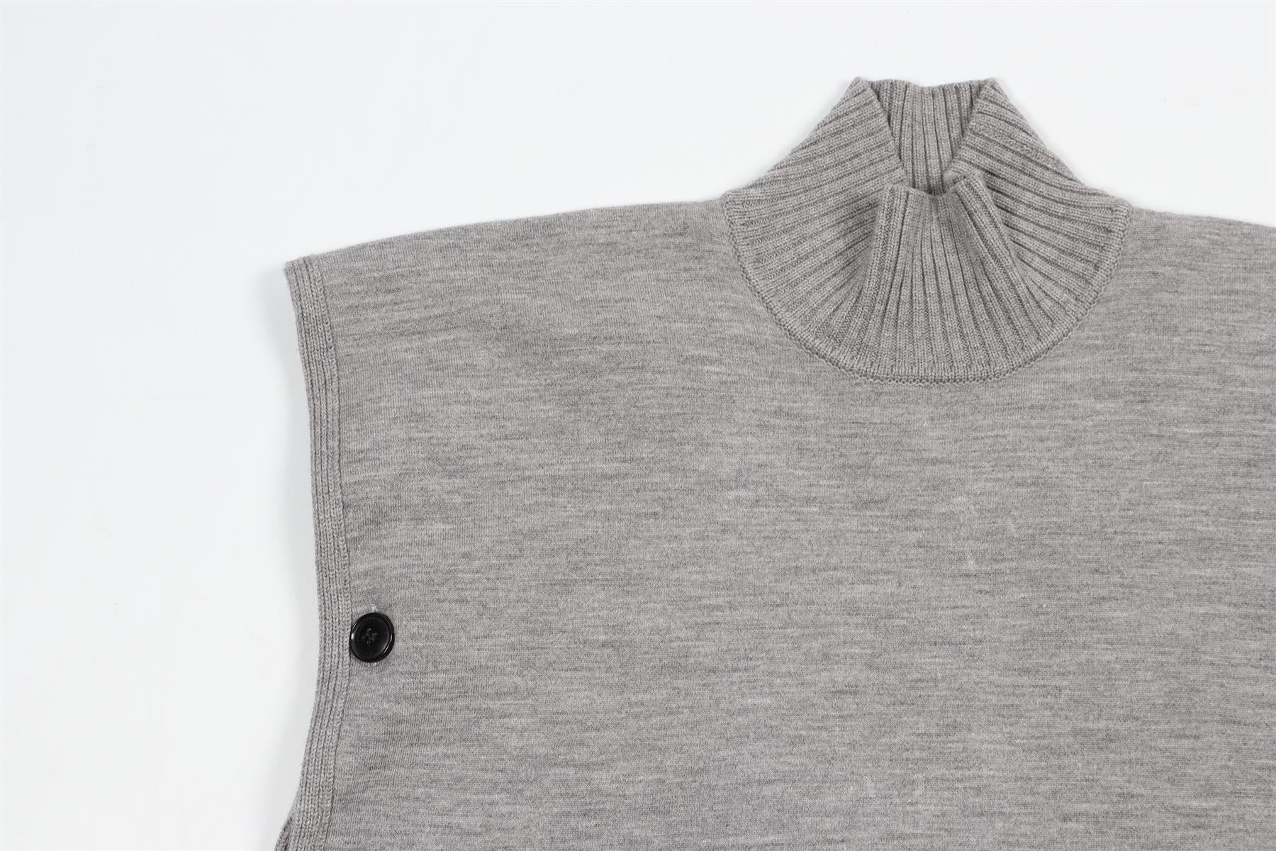 BURBERRY KIDS GIRLS WOOL PONCHO 8 YEARS - Image 3