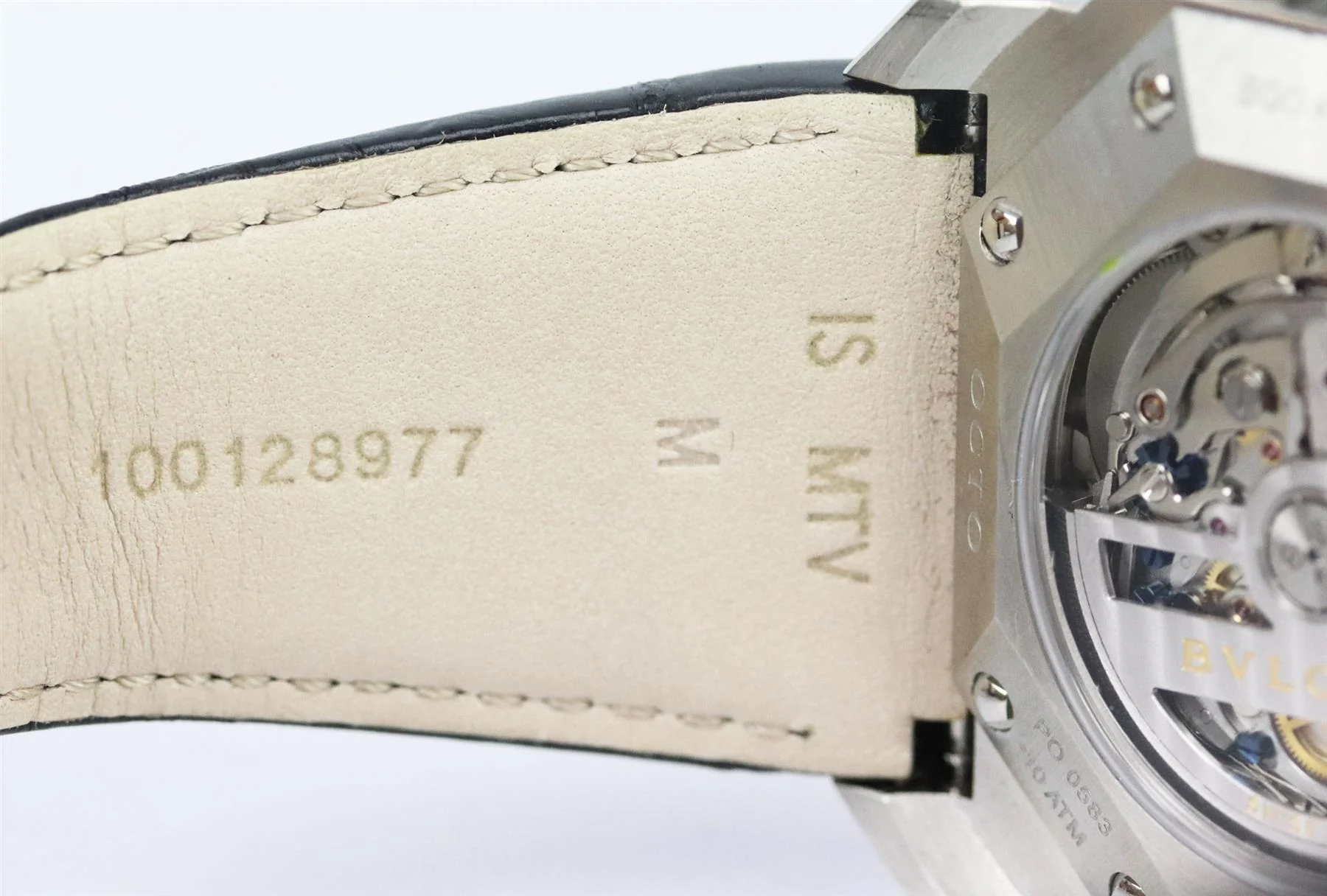 BVLGARI OCTO VERLCISSIMO 42MM STAINLESS STEEL AND ALLIGATOR WATCH - Image 10