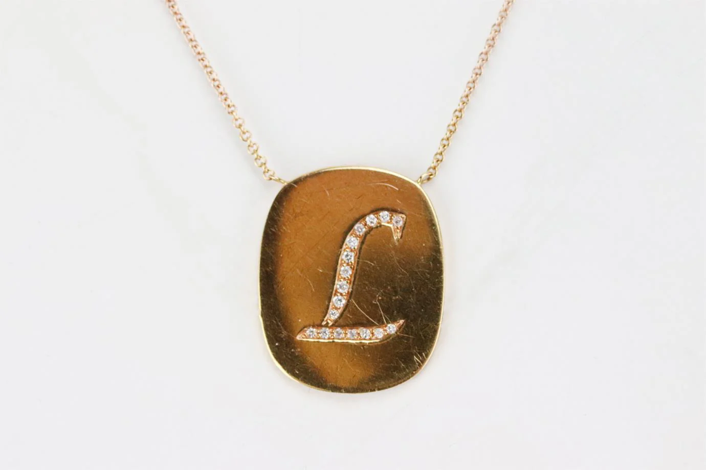 CARBON AND HYDE INITIAL 14K YELLOW GOLD CHAIN NECKLACE - Image 3
