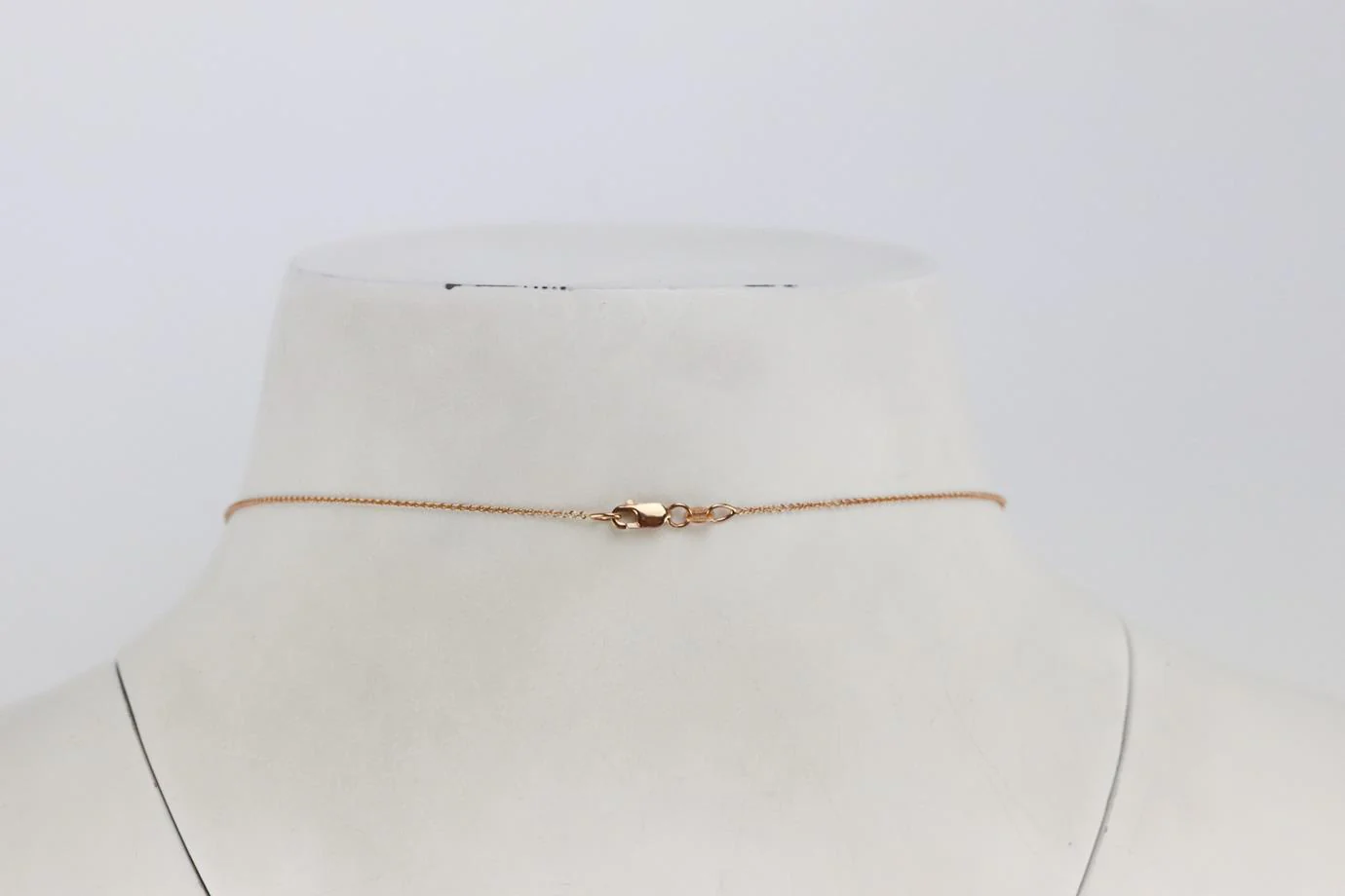 CARBON AND HYDE INITIAL 14K YELLOW GOLD CHAIN NECKLACE - Image 5
