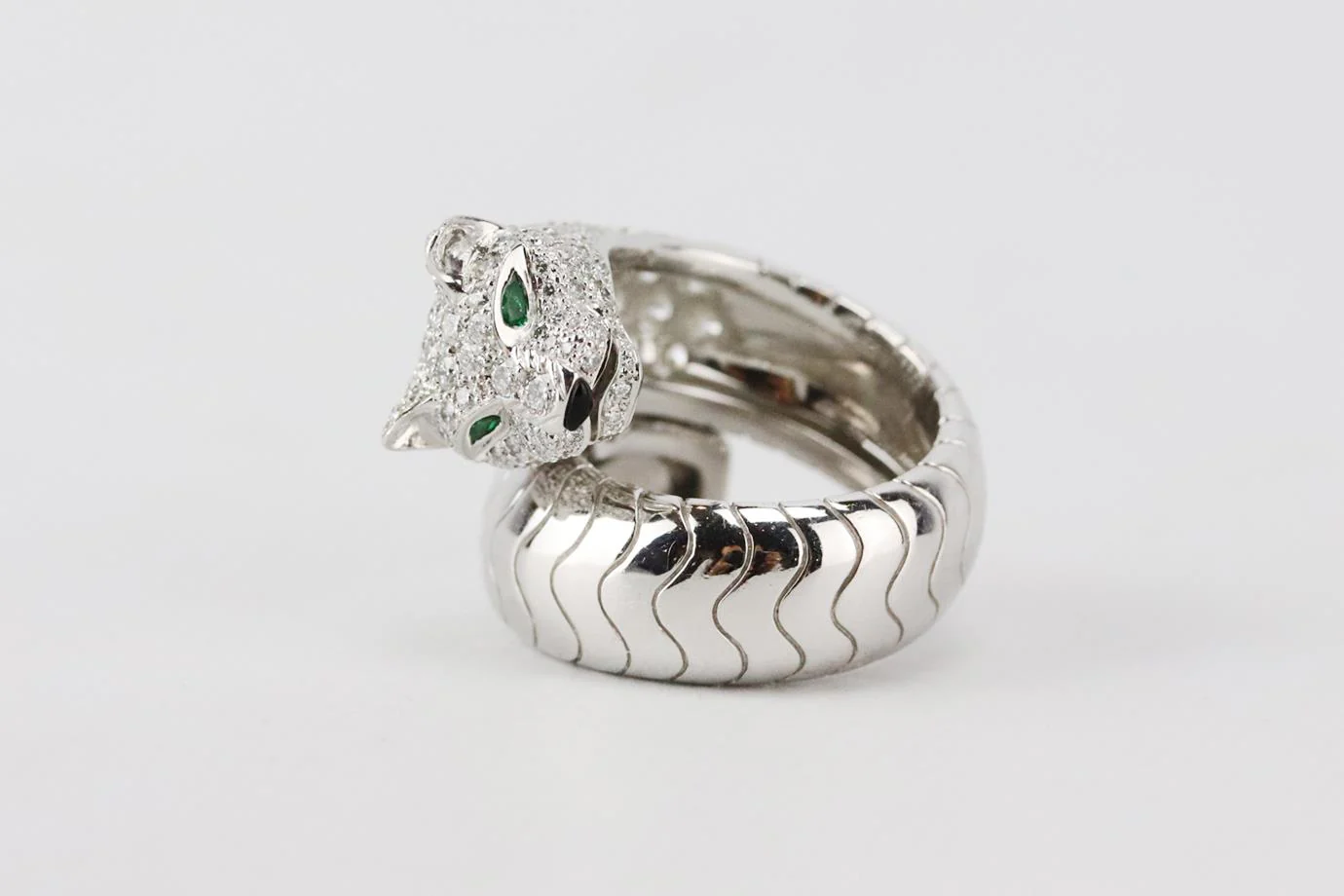 CARTIER PANTHÈRE LAKARDA 18K WHITE GOLD AND DIAMOND RING 51 MM - Image 2
