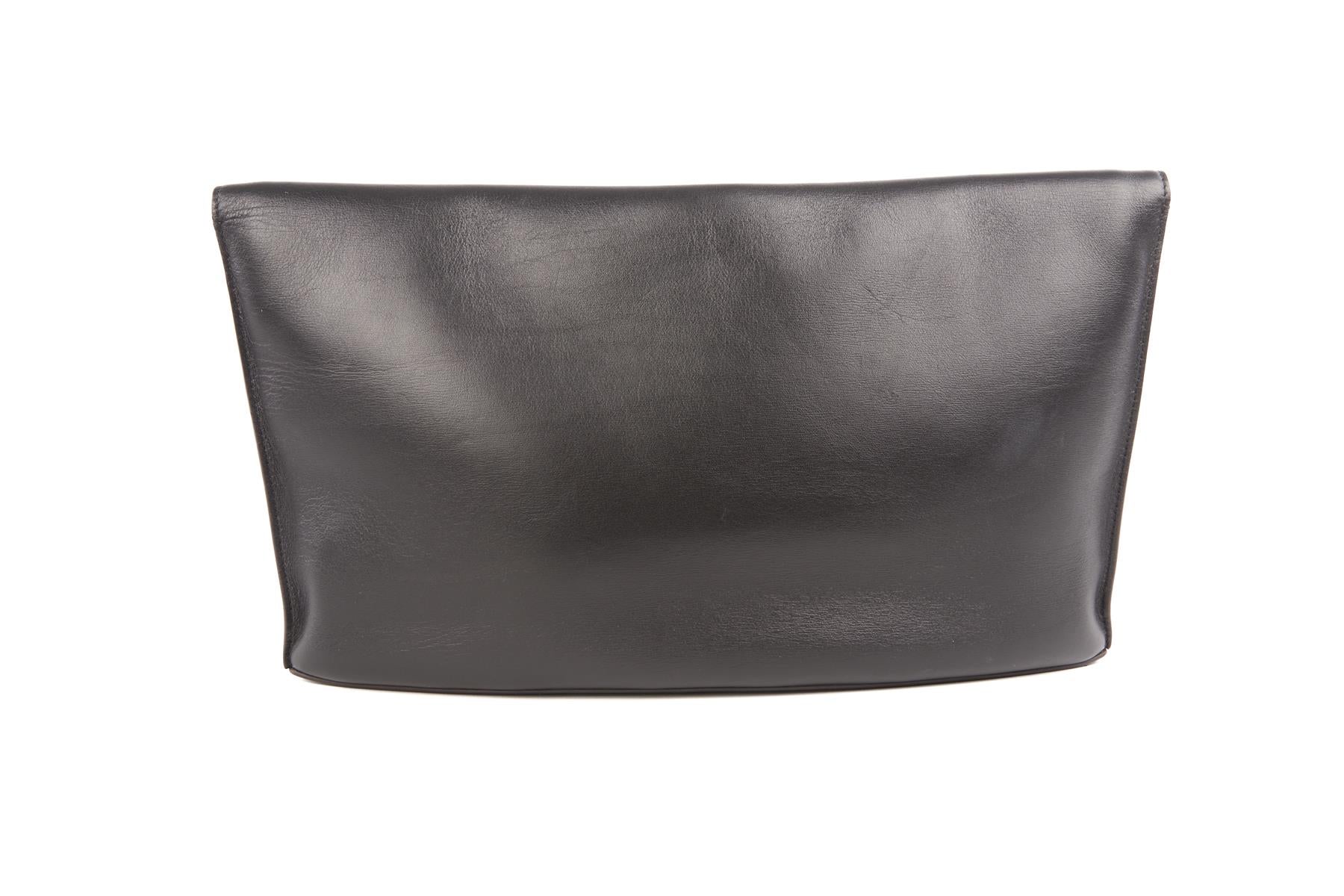 CELINE BLACK CURVE LEATHER CLUTCH - Image 6