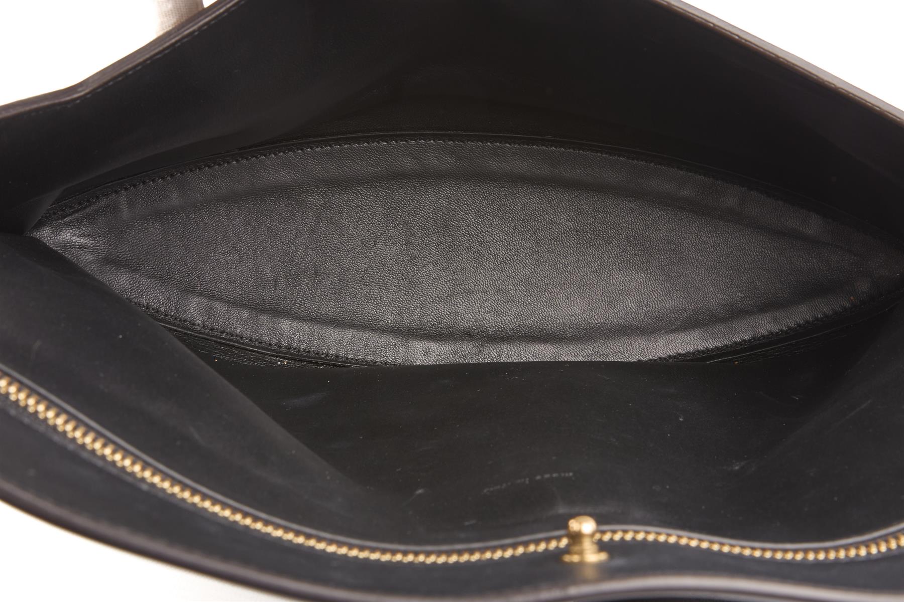 CELINE BLACK CURVE LEATHER CLUTCH - Image 9