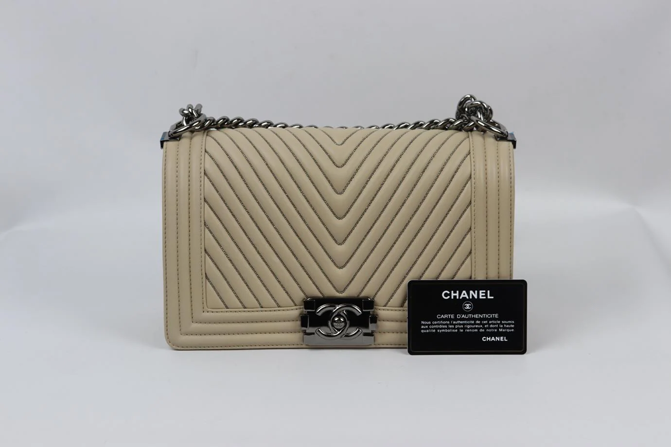 CHANEL 2014 BOY MEDIUM EMBELLISHED CHEVRON LEATHER SHOULDER BAG - Image 11