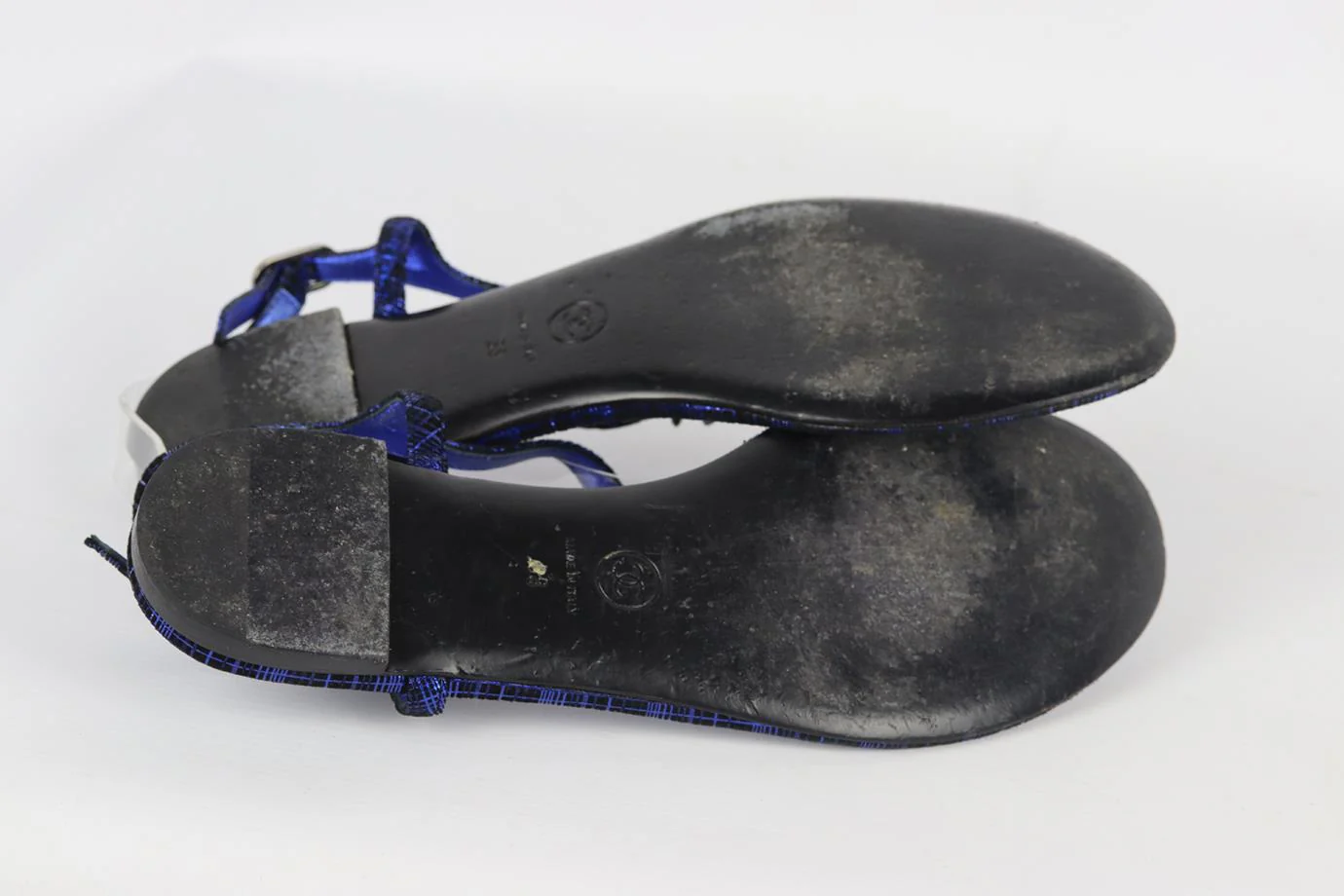 CHANEL 2016 CC DETAILED SUEDE SANDALS EU 38 UK 5 US 8 - Image 5