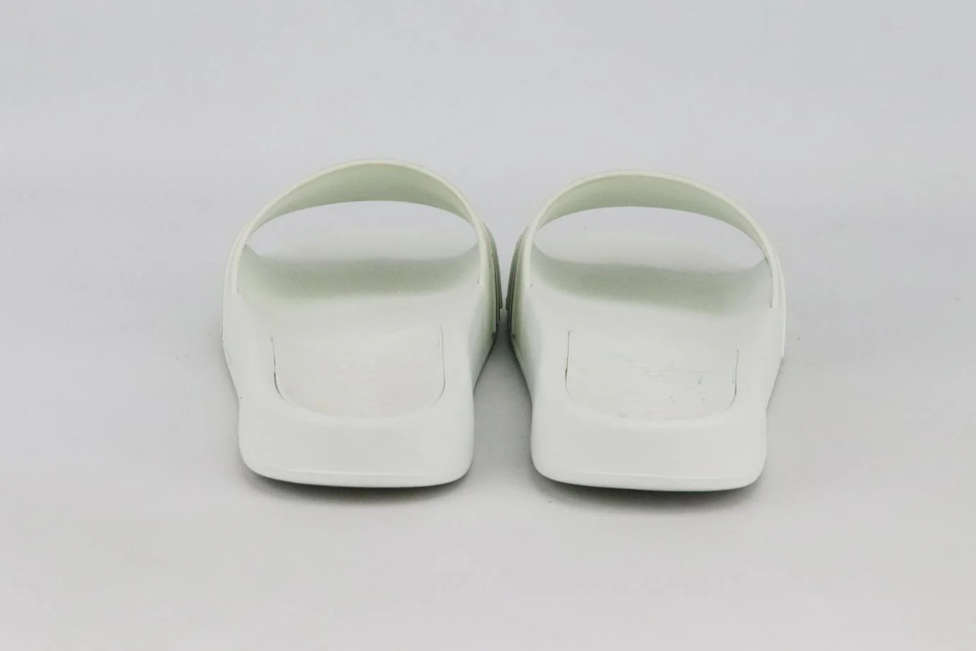 CHANEL 2019 LOGO DETAILED STRIPED RUBBER SLIDES EU 38 UK 5 US 8 - Image 4