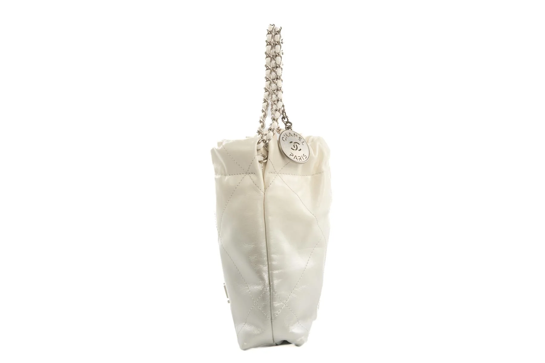 CHANEL 2023 WHITE 22 MINI QUILTED LEATHER SHOULDER BAG - Image 6