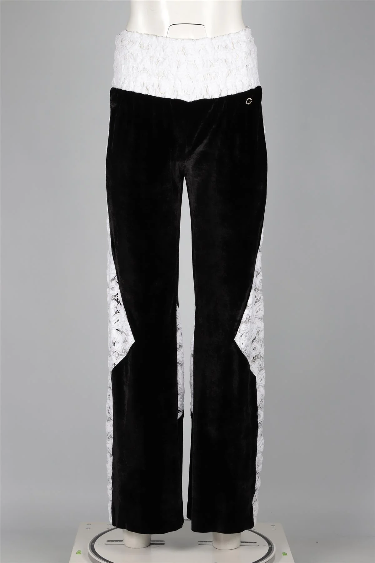 CHANEL BLACK 2021 VELVET WIDE LEG PANTS FR 38 UK 10 - Image 2