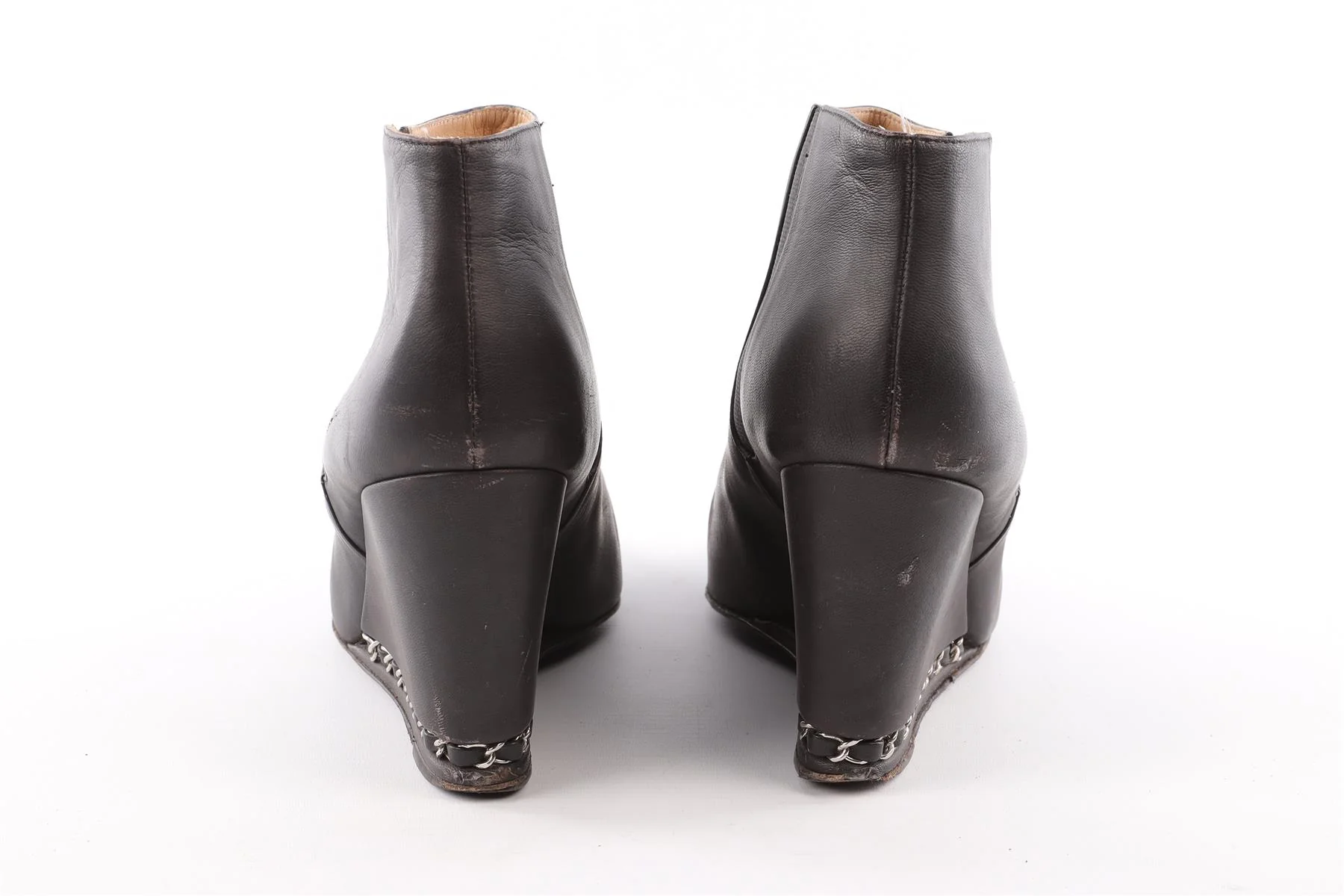 CHANEL BLACK LEATHER ANKLE BOOTS EU 40 UK 7 US 10 - Image 5