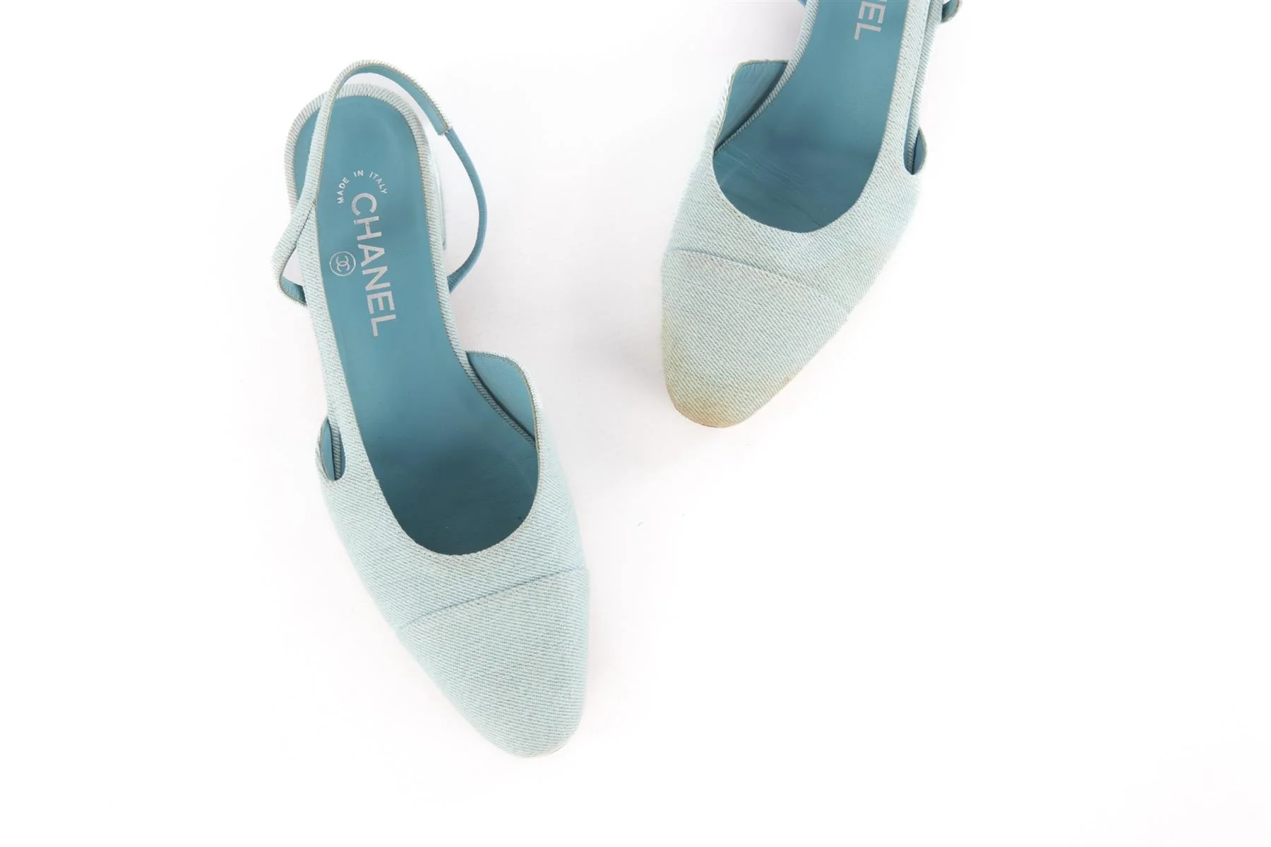 CHANEL BLUE 2021 DENIM SLINGLACK PUMPS EU 39 UK 6 US 9 - Image 4