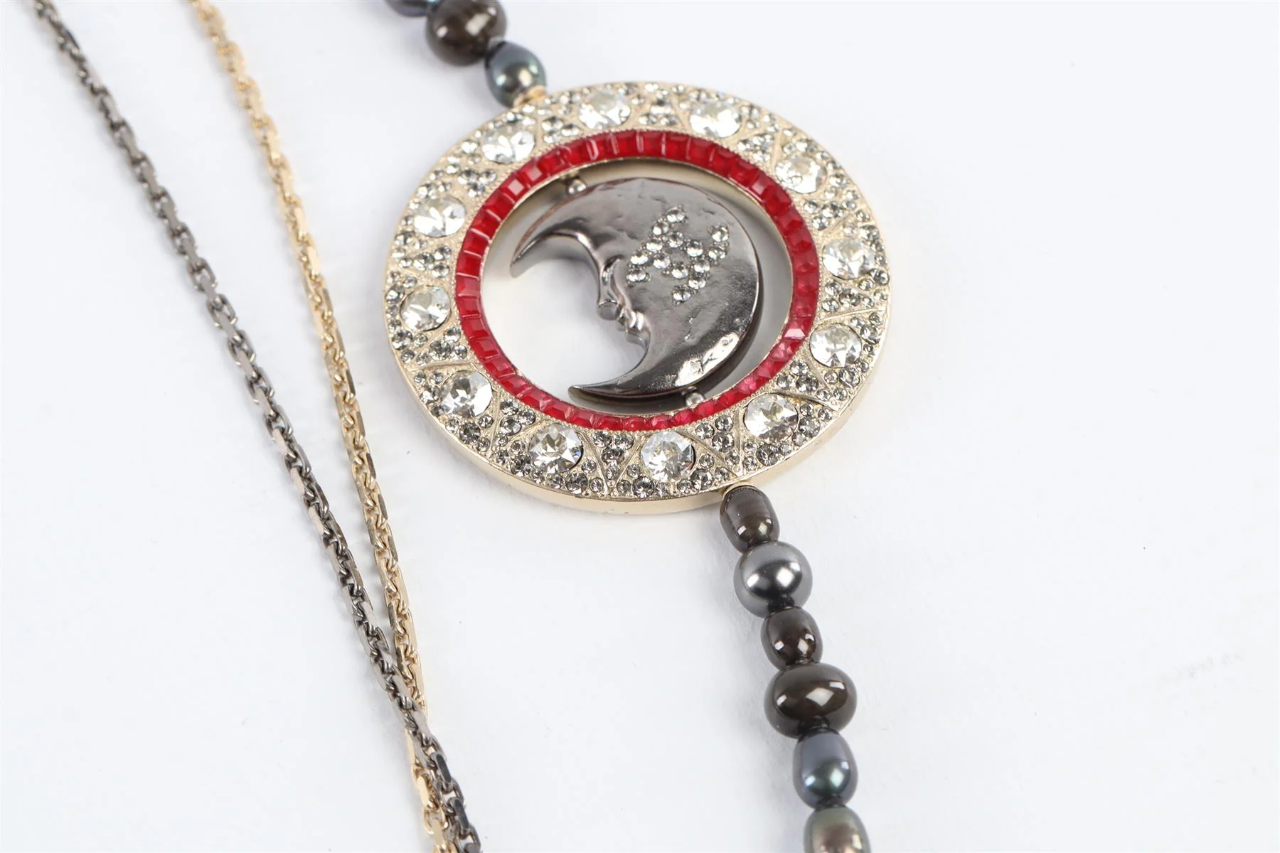 CHANEL GREY 2017 CC PEARL AND CHAIN NECKLACE - Image 3