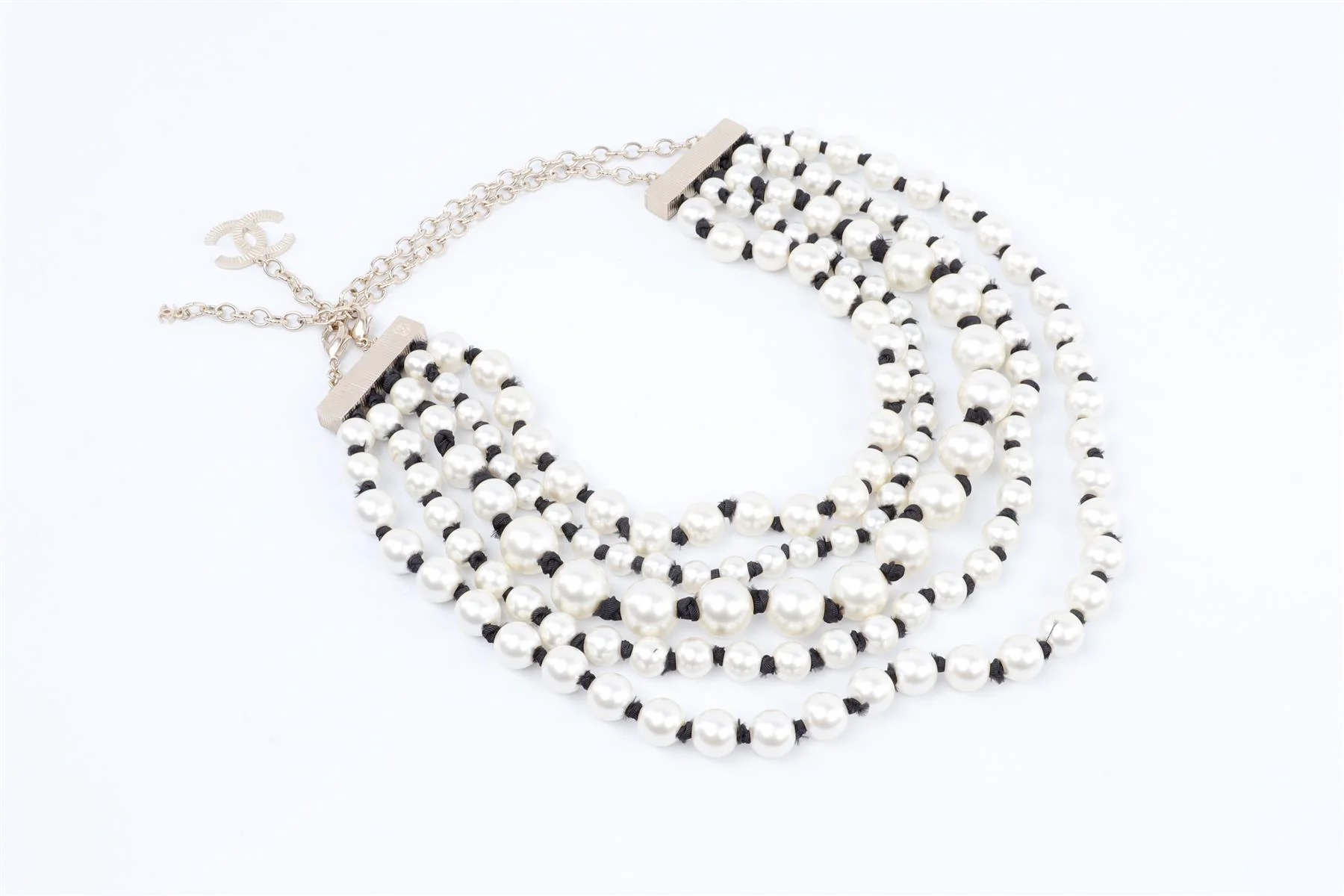 CHANEL IVORY 2016 CC PEARL NECKLACE - Image 6