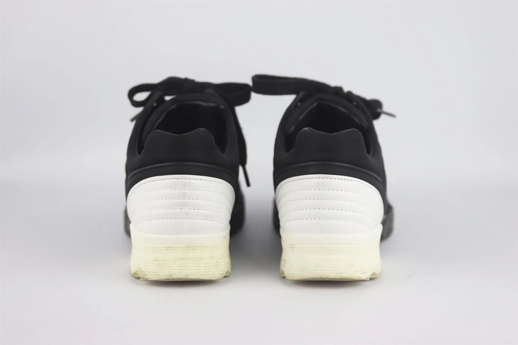 CHANEL LEATHER TRIMMED SATIN SNEAKERS EU 38.5 UK 5.5 US 8.5 - Image 4