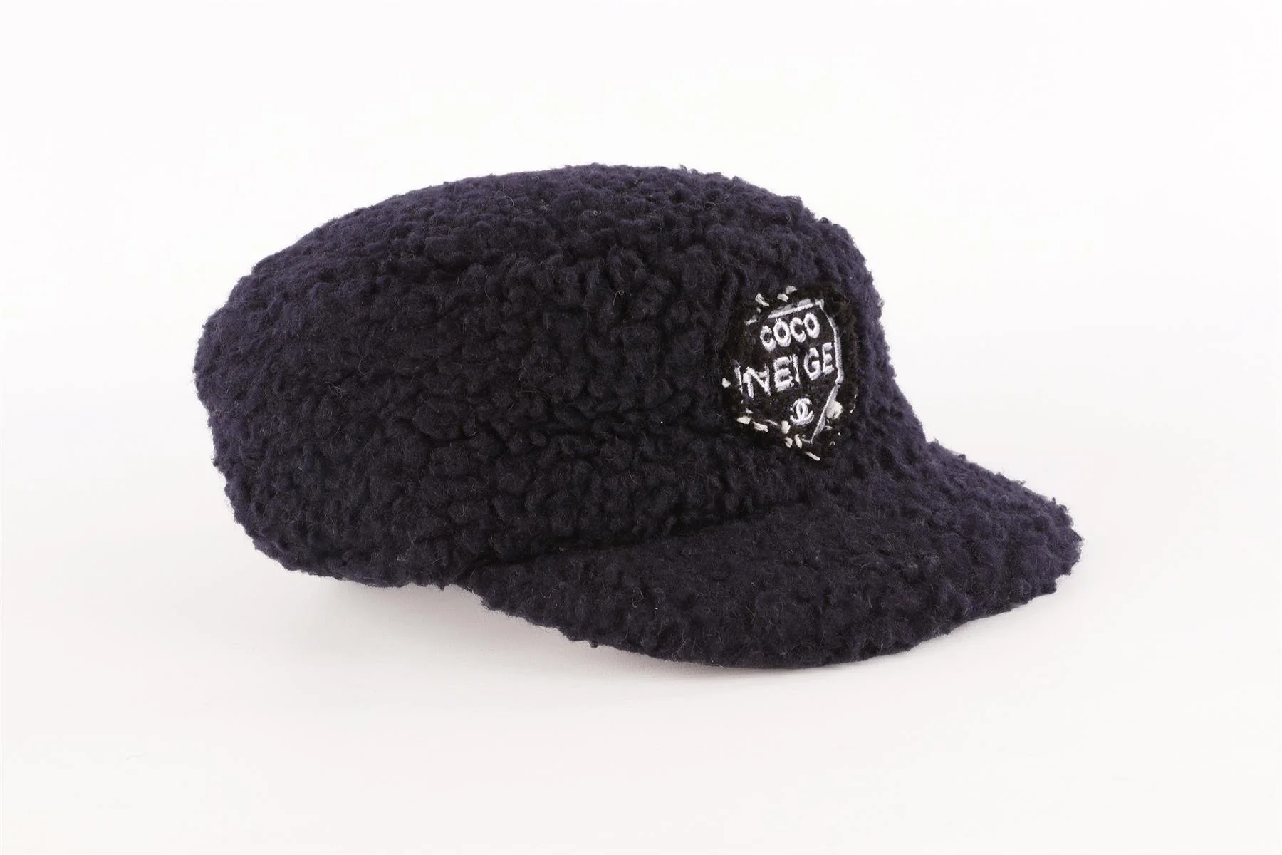 CHANEL NAVY 2018 FAUX SHEARLING CAP MEDIUM - Image 2
