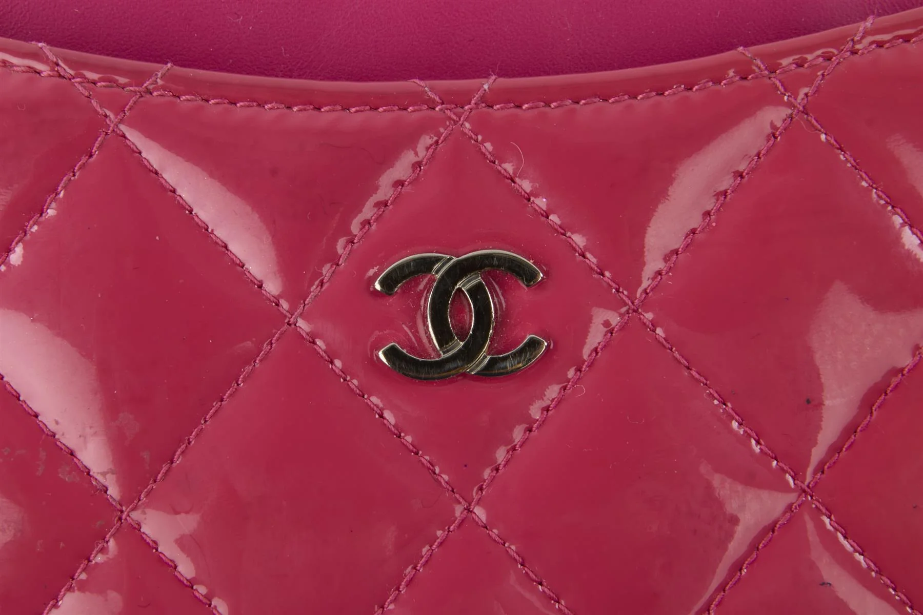 CHANEL PINK 2014 QUILTED PATENT LEATHER WALLET - Image 7