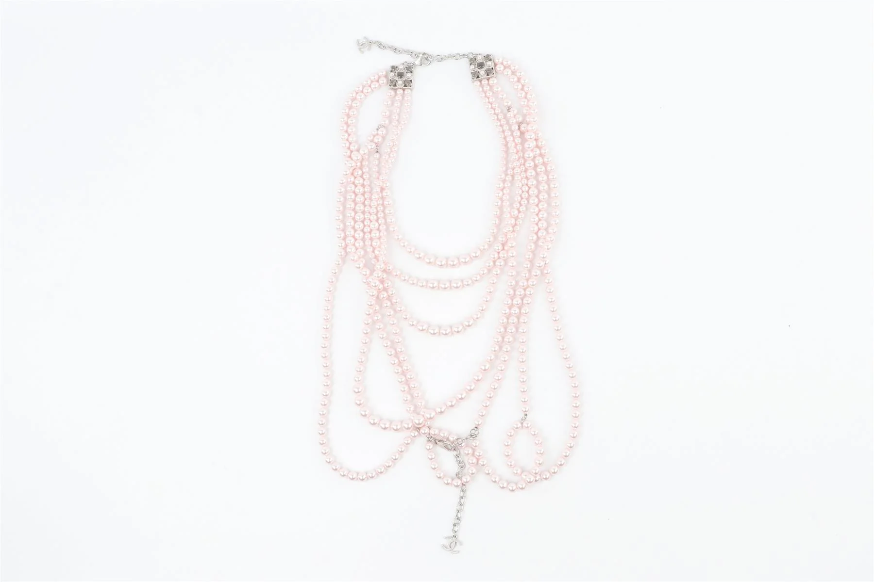 CHANEL PINK 2015 CC PEARL BODY NECKLACE - Image 2