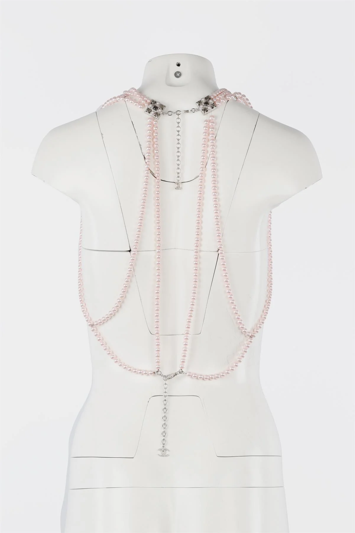 CHANEL PINK 2015 CC PEARL BODY NECKLACE - Image 8