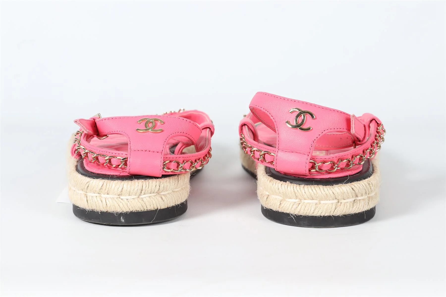 CHANEL PINK 2021 CHAIN AND QUILTED LEATHER THONG SANDALS EU 38 UK 5 US 8 - Image 4