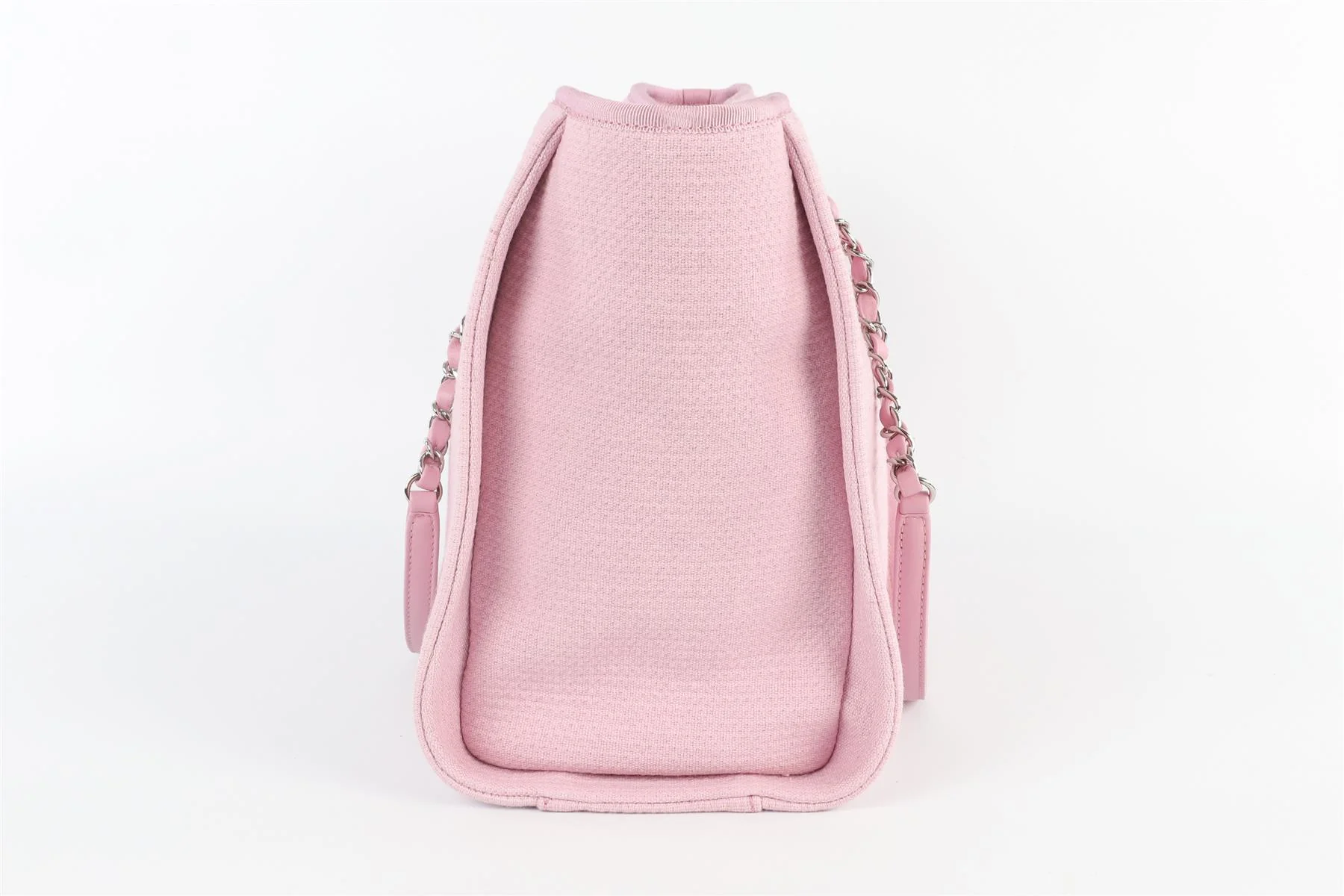 CHANEL PINK 2022 DEAUVILLE SMALL FABRIC TOTE BAG - Image 5