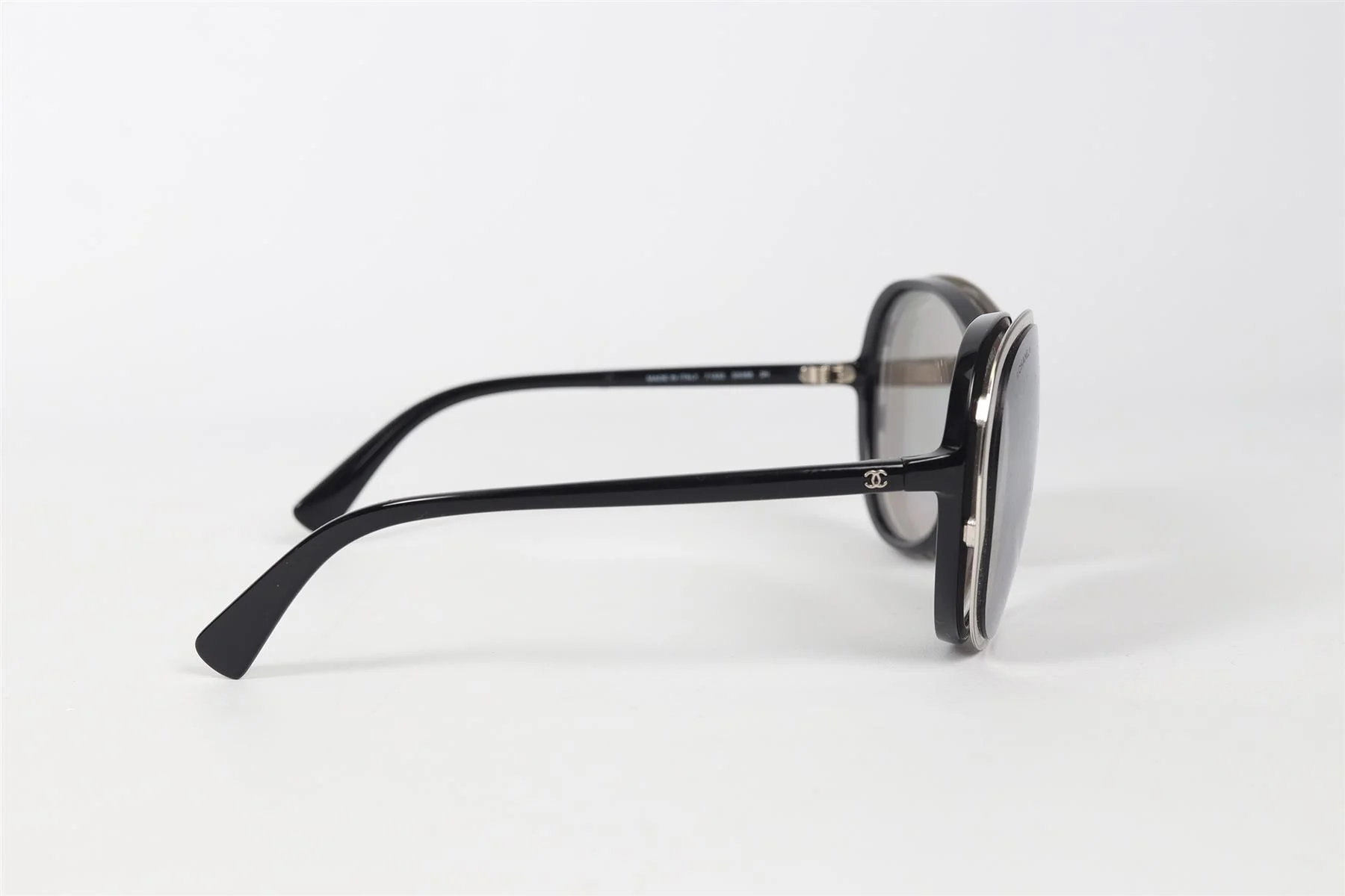 CHANEL ROUND FRAME ACETATE SUNGLASSES - Image 5