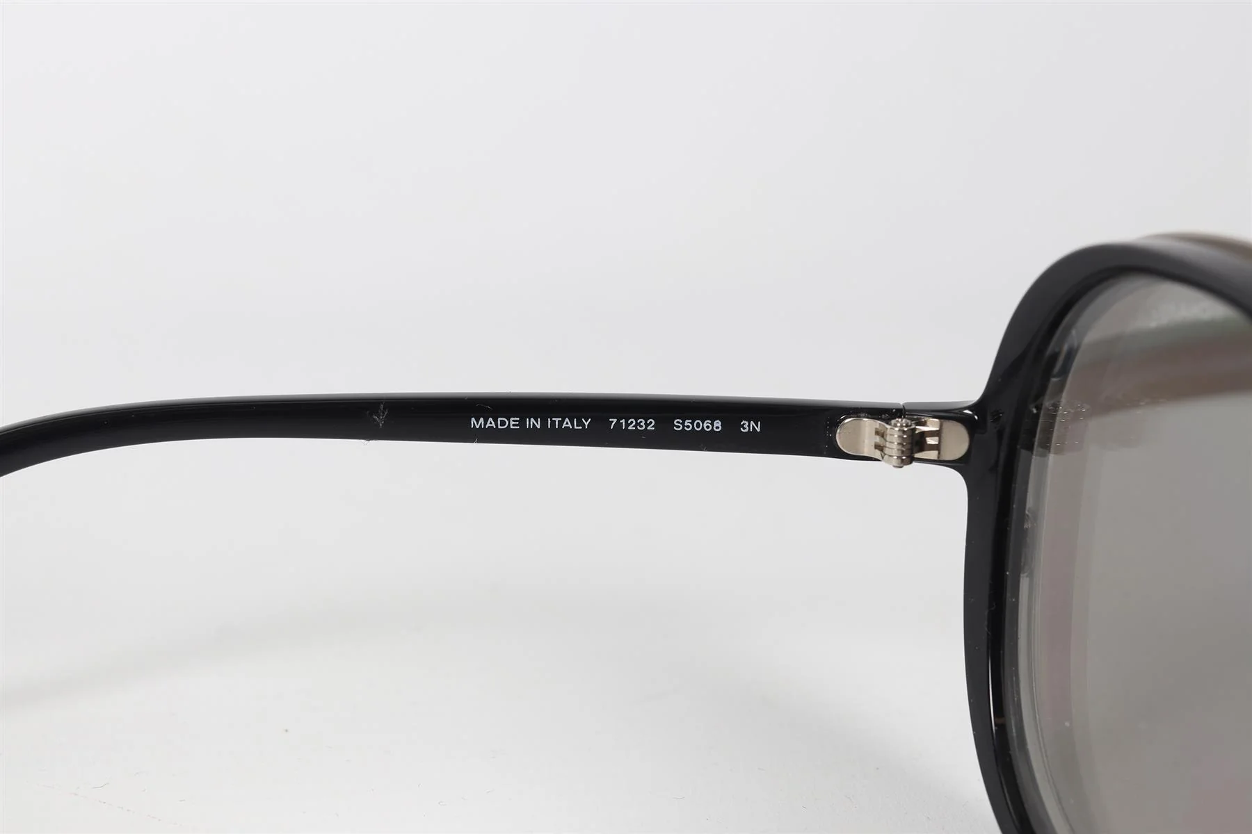 CHANEL ROUND FRAME ACETATE SUNGLASSES - Image 6