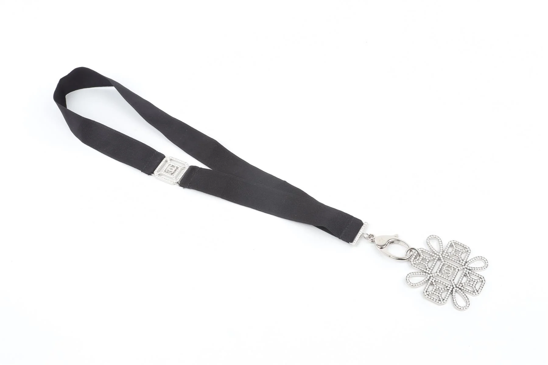 CHANEL SILVER 2017 CC STRASS NECKLACE - Image 7