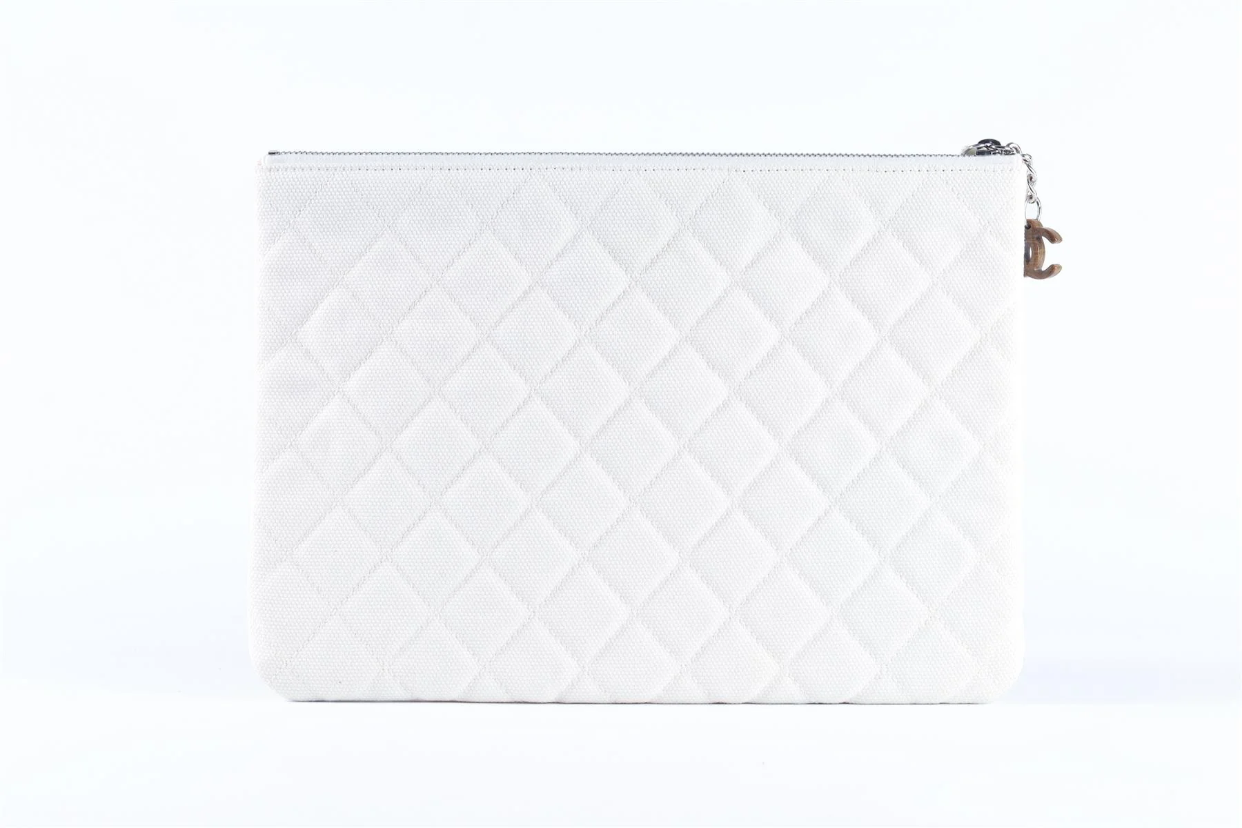 CHANEL WHITE 2017 O-CASE MEDIUM CANVAS CLUTCH - Image 6