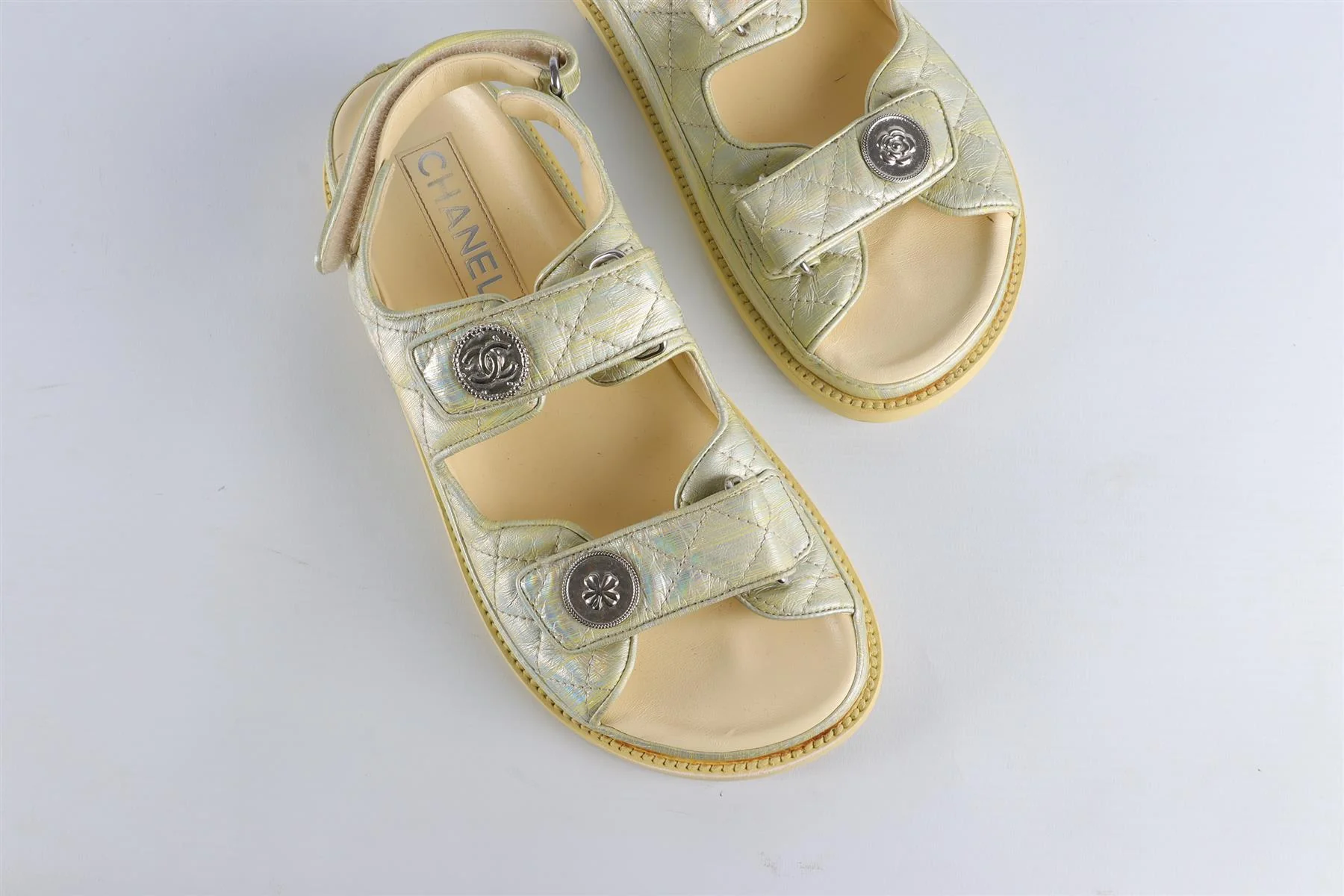 CHANEL YELLOW 2022 DAD QUILTED LEATHER SANDALS EU 38 UK 5 US 8 - Image 4
