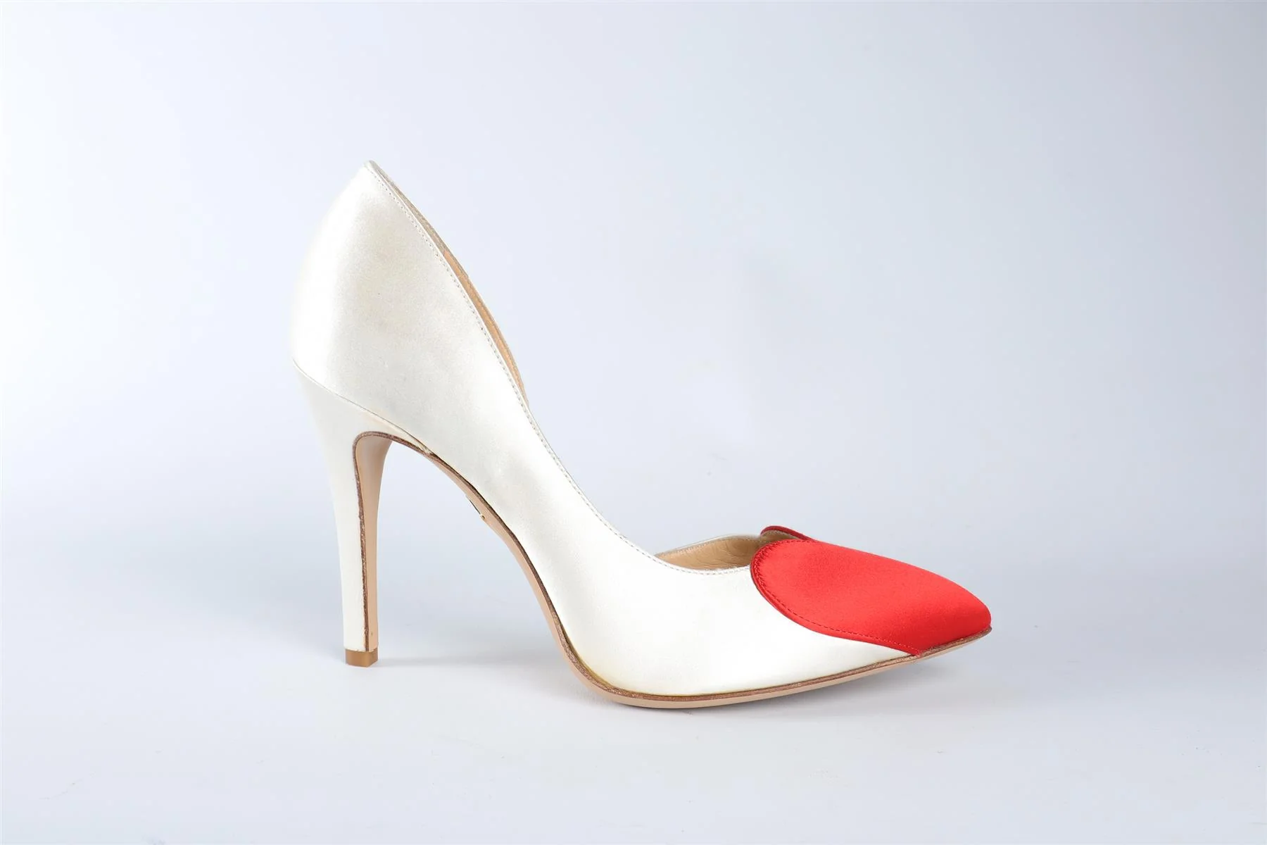 CHARLOTTE OLYMPIA WHITE SATIN PUMPS EU 37.5 UK 4.5 US 7.5 - Image 2