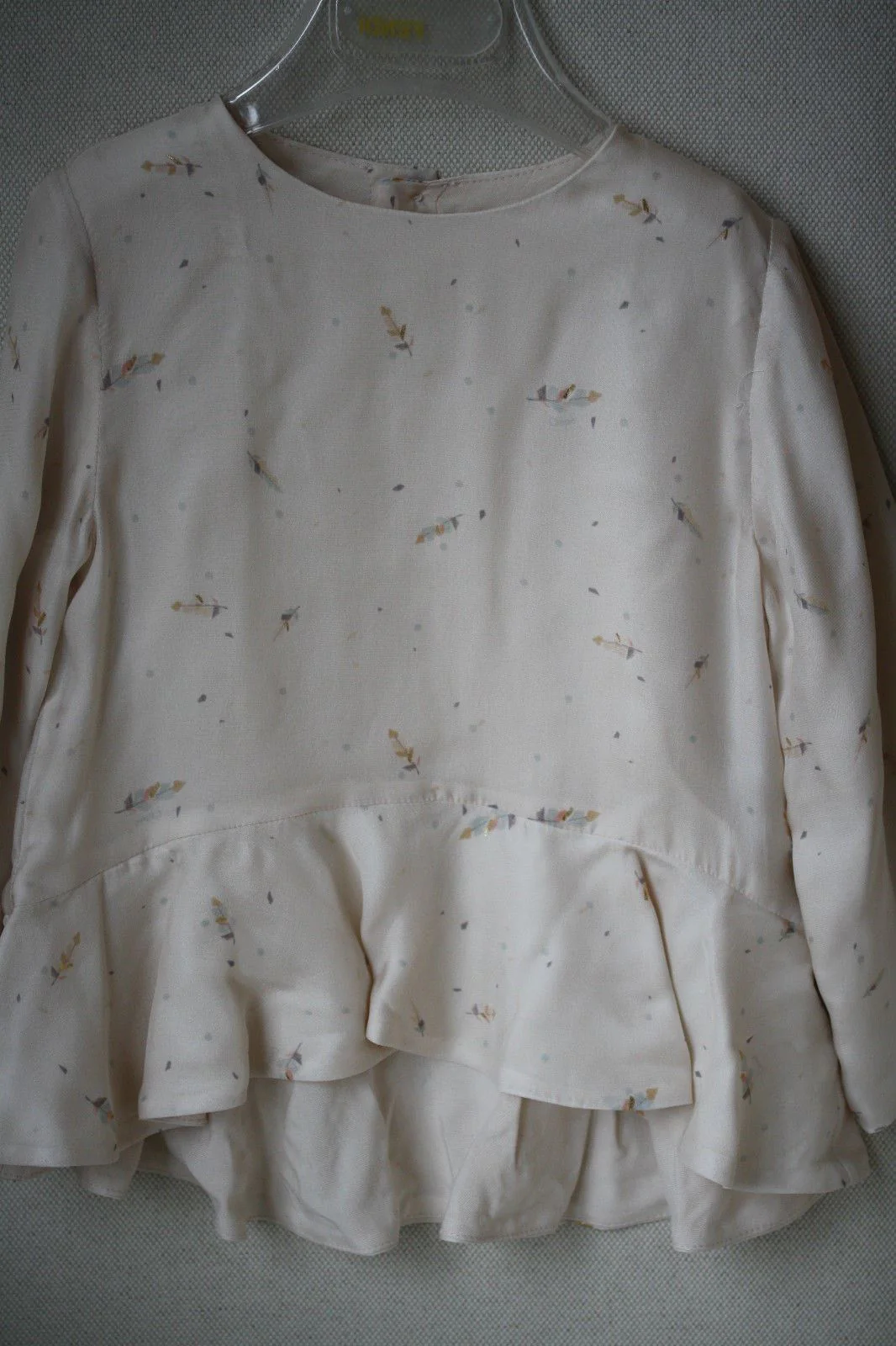 CHLOE BABY IVORY FEATHER PRINT BLOUSE TOP 3 YEARS - Image 6
