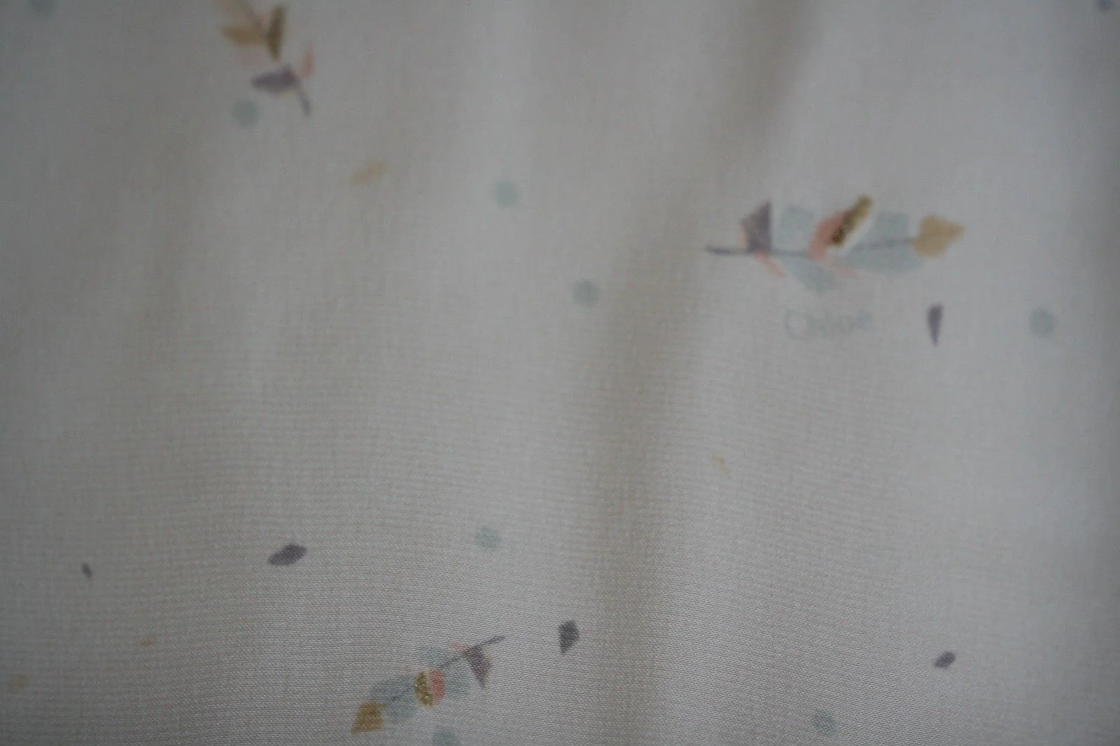 CHLOE BABY IVORY FEATHER PRINT BLOUSE TOP 3 YEARS - Image 8